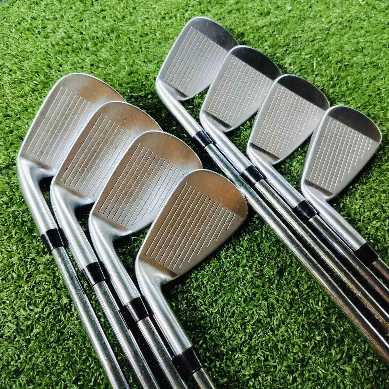 ชุดเหล็ก MIZUNO JPX 800 ให้ความแม่นยำและระยะที่ไกลขึ้นจากการผสมผสานระหว่างเทคโนโลยี MAX COR Technology, Hot Metal Face Construction และ Pocket Cavity ไม้กอล์ฟพรีเมี่ยมญี่ปุ่นมือสอง ของแท้ By NakaraLuxurious