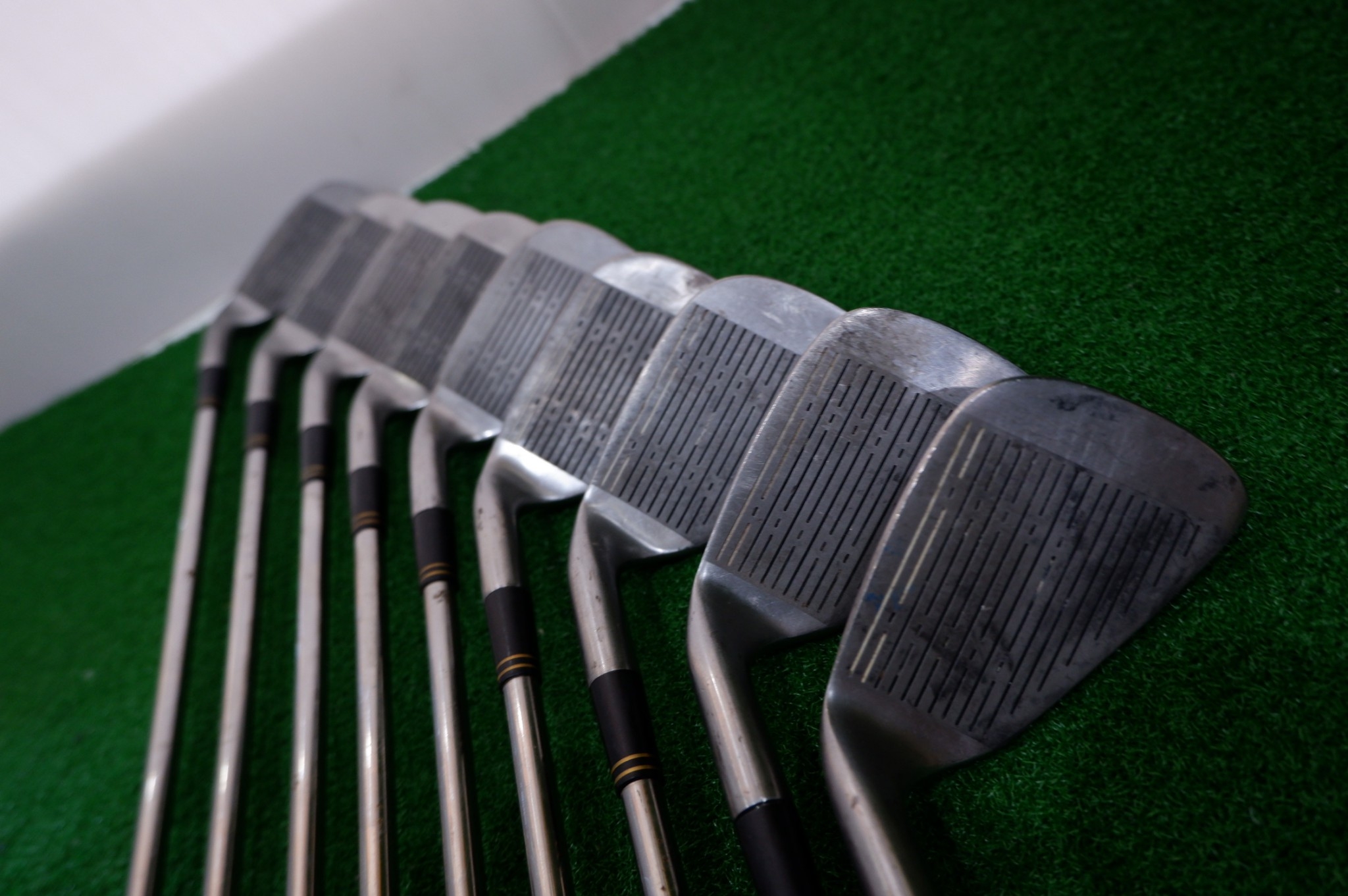 IRON SET SPALDLNG QUGUATA TOUR