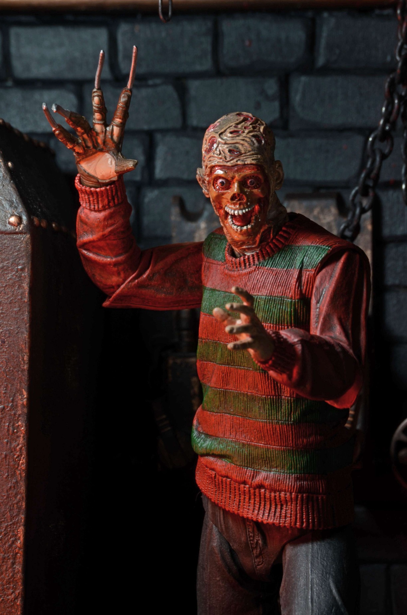 [สั่งจอง]Neca 7" : Ultimate Freddy 30th Anniversary