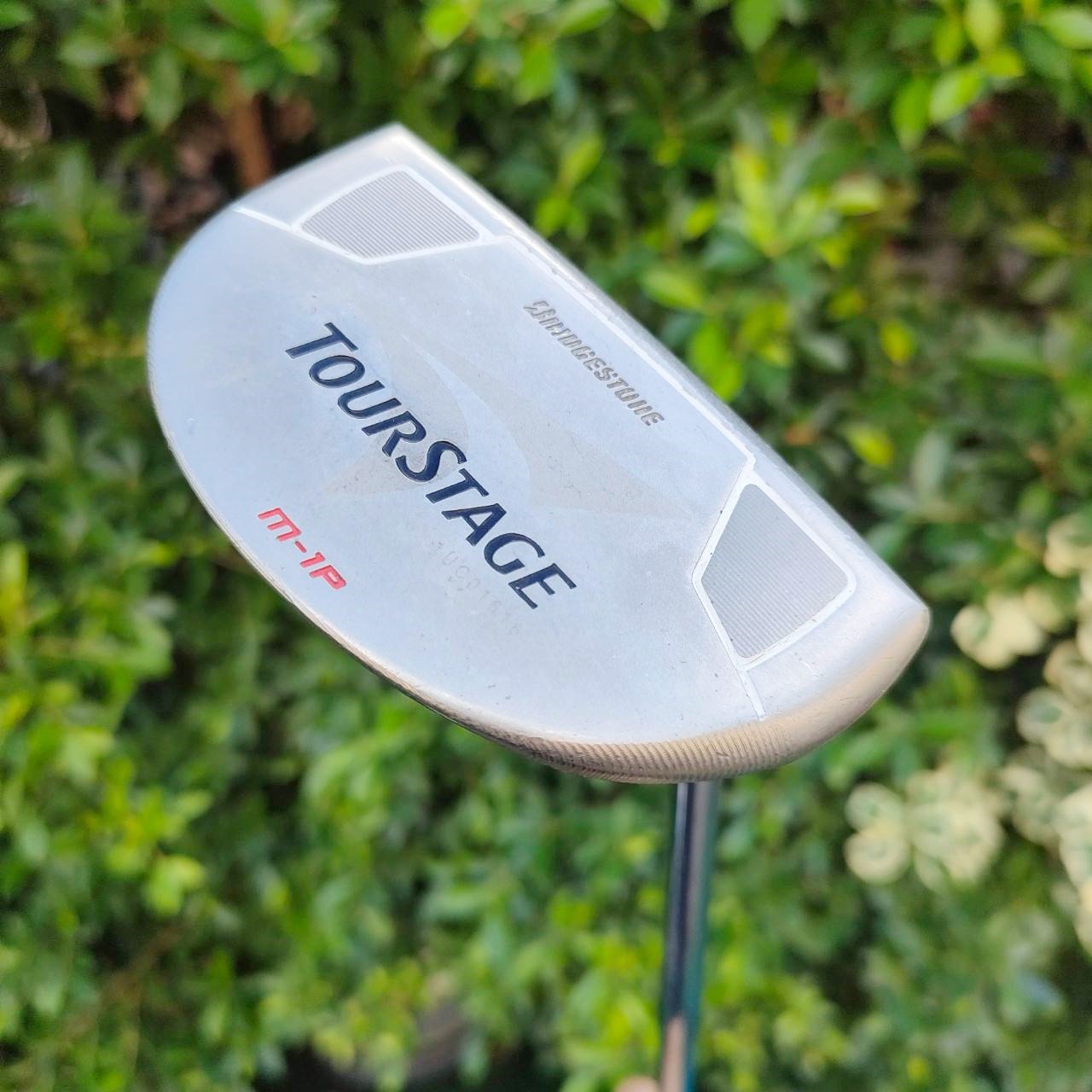 PUTTER TOURSTAGE M-1P ความยาว 34 นิ้ว ใส่กริพ IOMIC หน้าสัมผัสแบบพิเศษ นุ่มหนึบๆ ช่วยเกาะไลน์แบบขั้นเทพ!! ไม้กอล์ฟมือสอง ของแท้ BY NakaraLuxurious