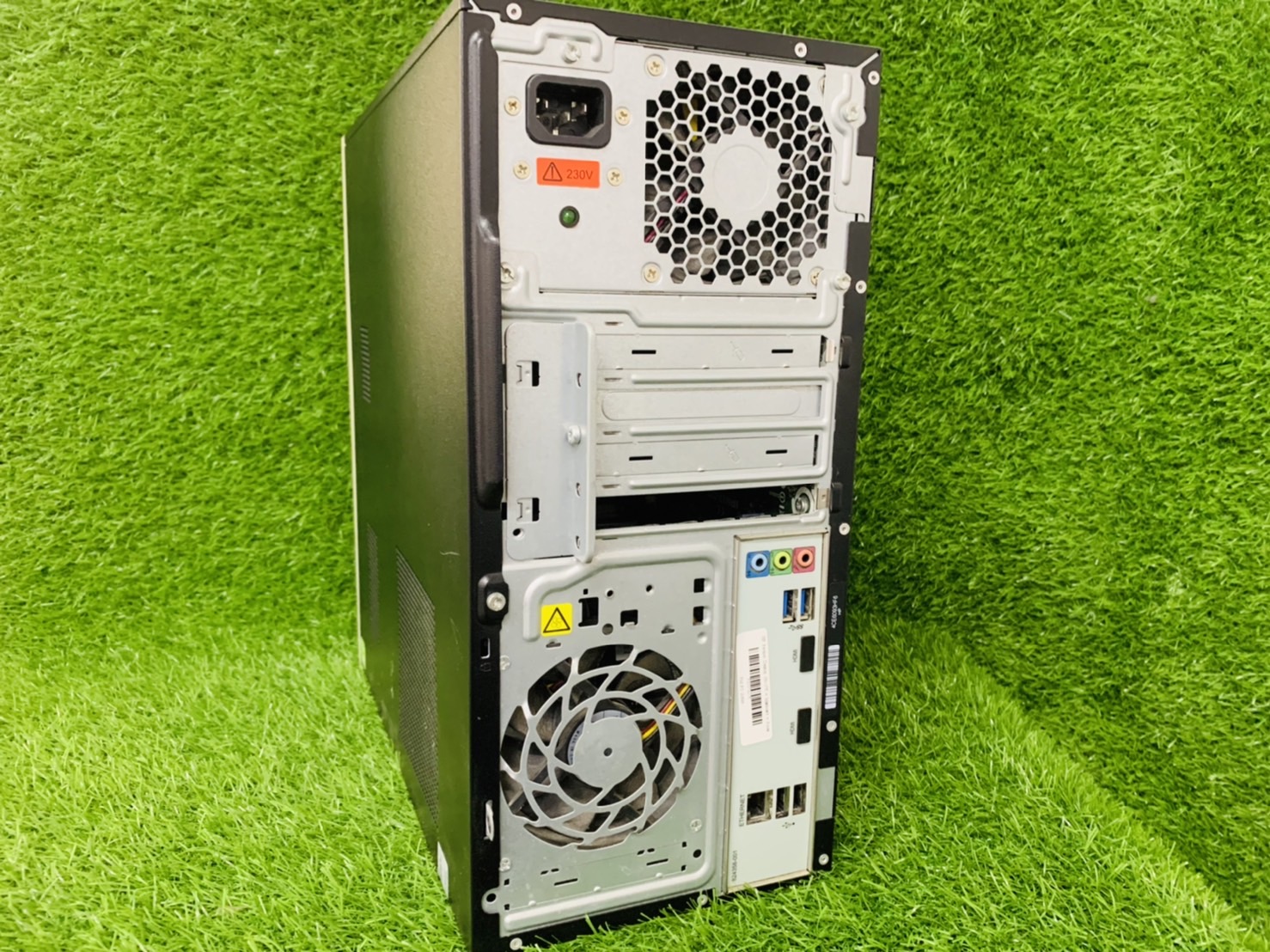 HP Pavilion Desktop 550-177I คอม พิวเตอร์แบบตั้งโต๊ะ พร้อมใช้งาน สินค้ามีประกัน