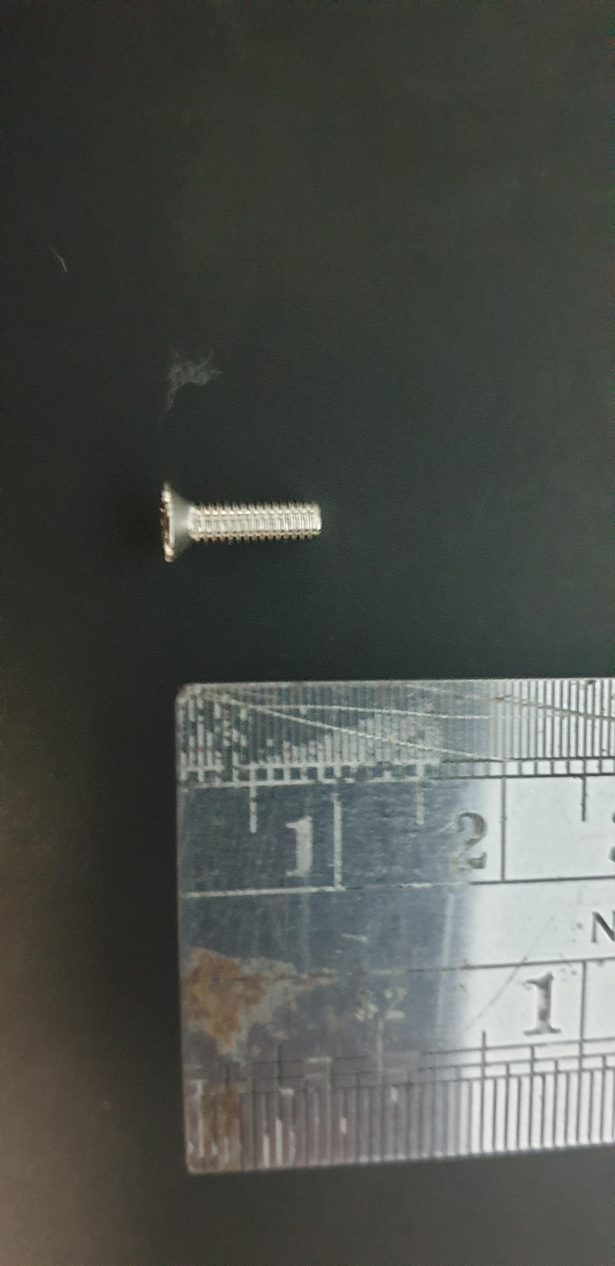 สกรูเกลียวมิล หัวจม M3 ยาว 10 มิล