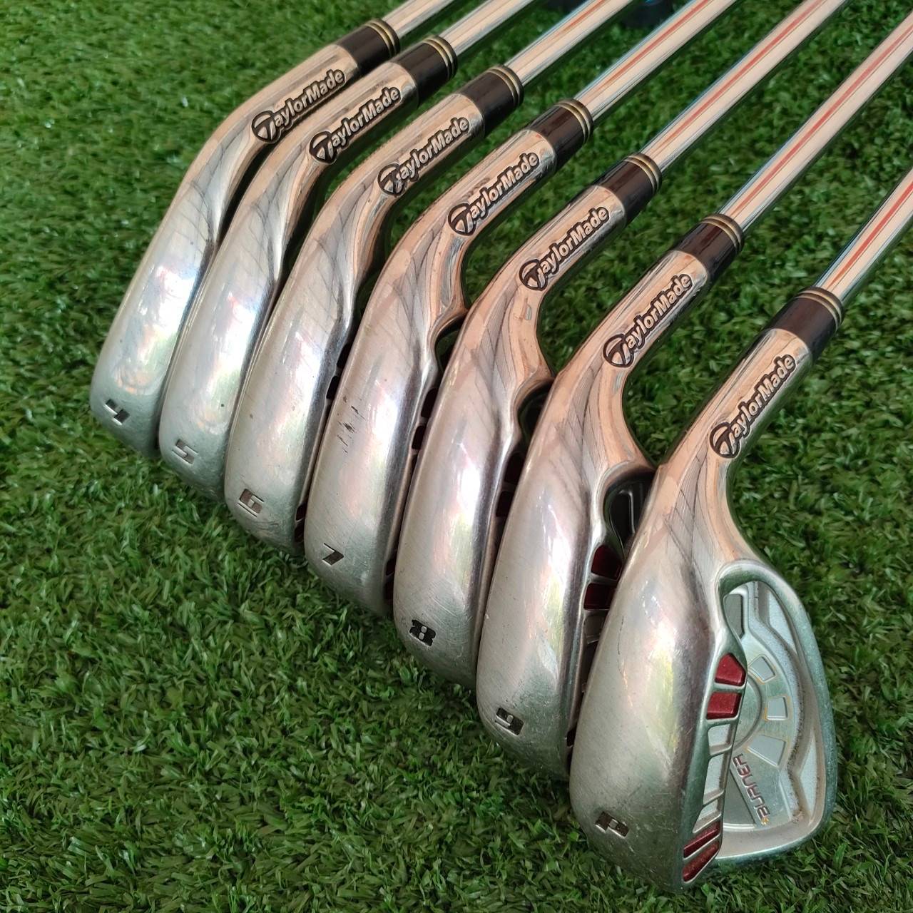 ชุดเหล็ก TAYLORMADE BURNER มีเหล็ก 4-9 เเละ PW ก้าน N.S.PRO 950GH FLEX S ก้านเหล็กเบา คุณภาพสูงจัดๆเลยครับ ชุดนี้นำเข้าจากญี่ปุ่นครับ