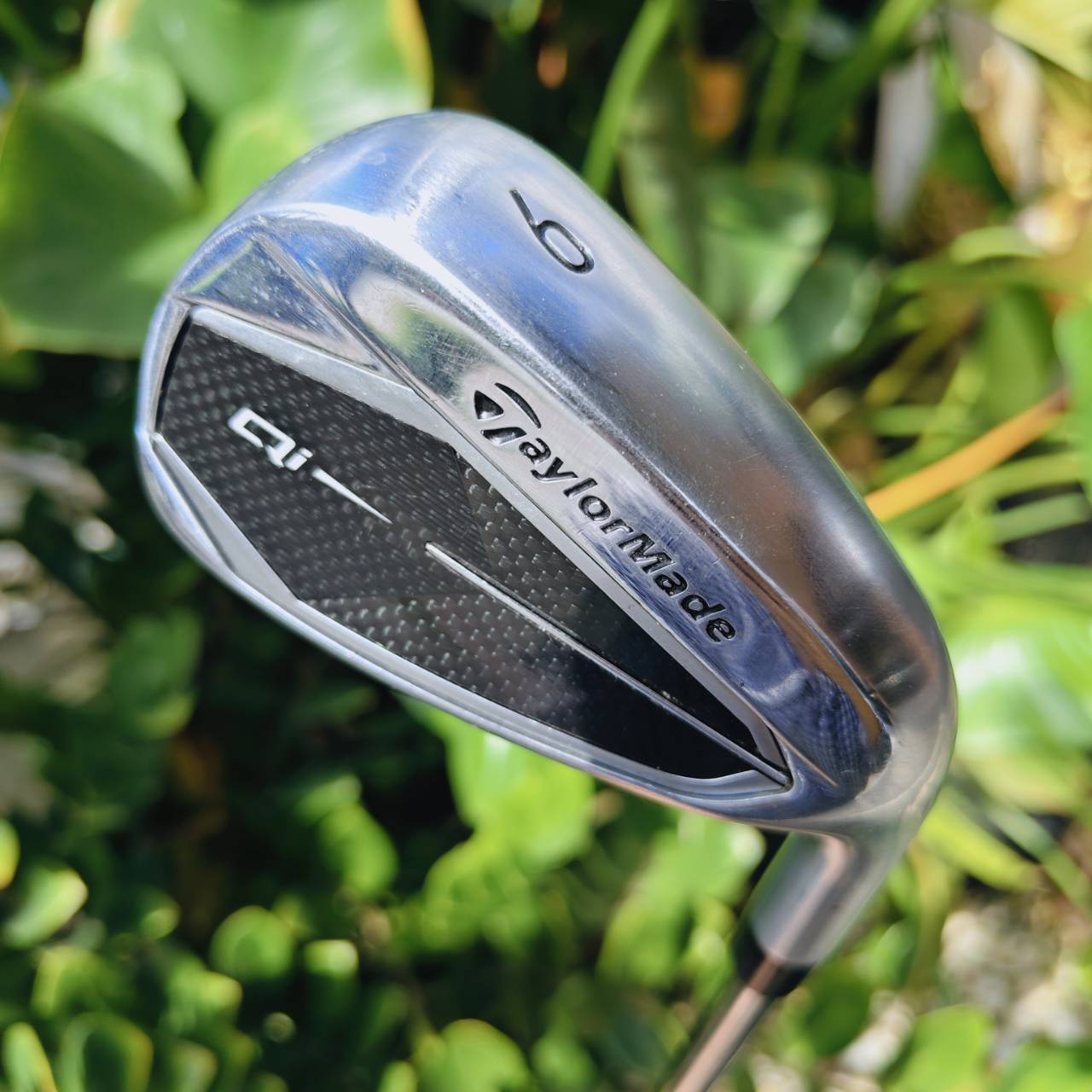 TAYLORMADE Qi IRON #9 “เหล็กแห่งยุคใหม่ ที่ให้ทั้งพลังและความแม่นยำในหนึ่งเดียว”