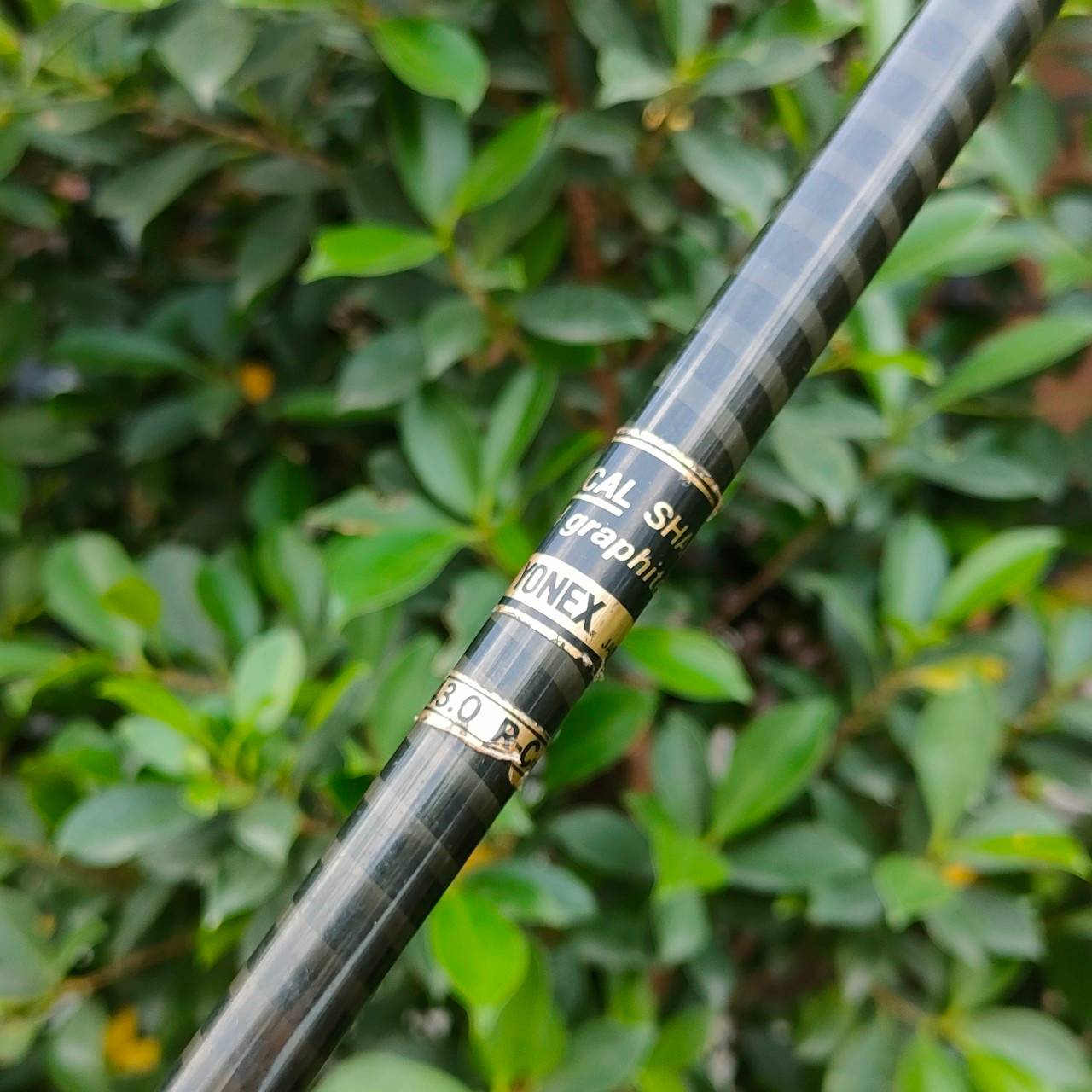 ชุดเหล็ก YONEX CARBONIAON มีเหล็ก 3-10 เคฟล่าทั้งชิ้น ก้าน VORTICAL FLEX R