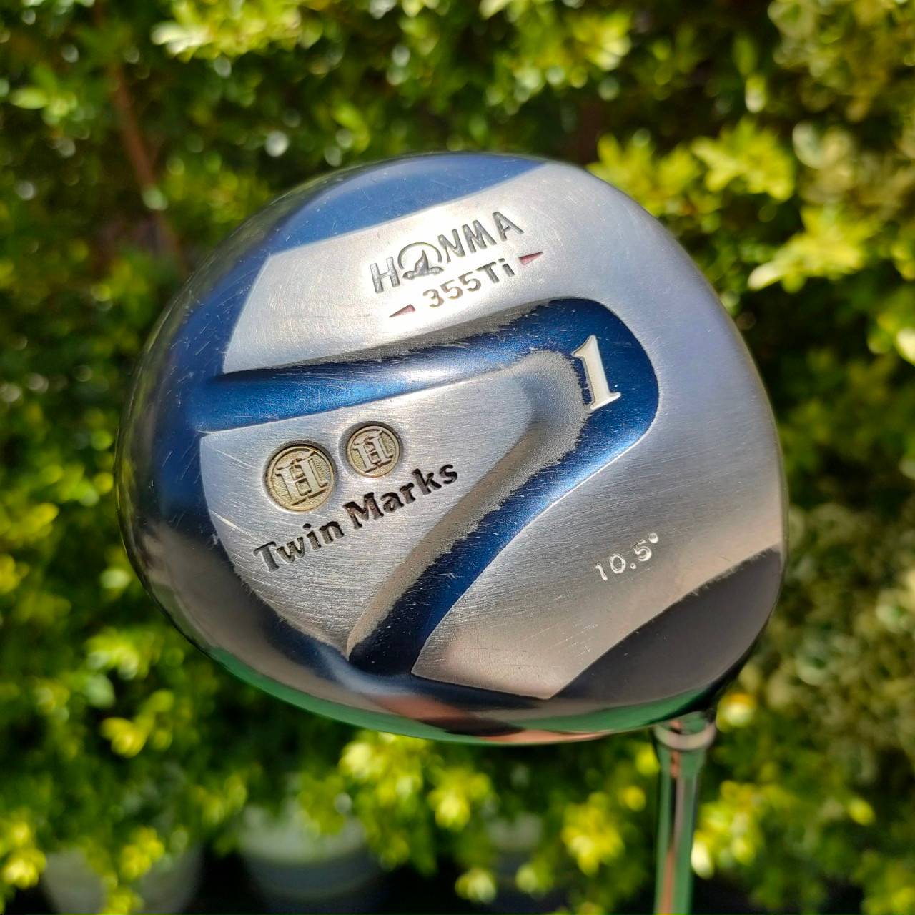 DRIVER HONMA TWIN MARKS 355TI องศา 10.5 ก้าน SUPREME KICK POINT TECHNOLOGY FLEX R ตัว TWIN MARKS หรือตัวสองเหรียญ!! วัสดุสุดยอดคุณภาพจาก JAPAN SAKATA ตีง่าย และไกลมาก เร่งสปีดได้ดี ไม้กอล์ฟมือสอง ของแท้ BY NakaraLuxurious