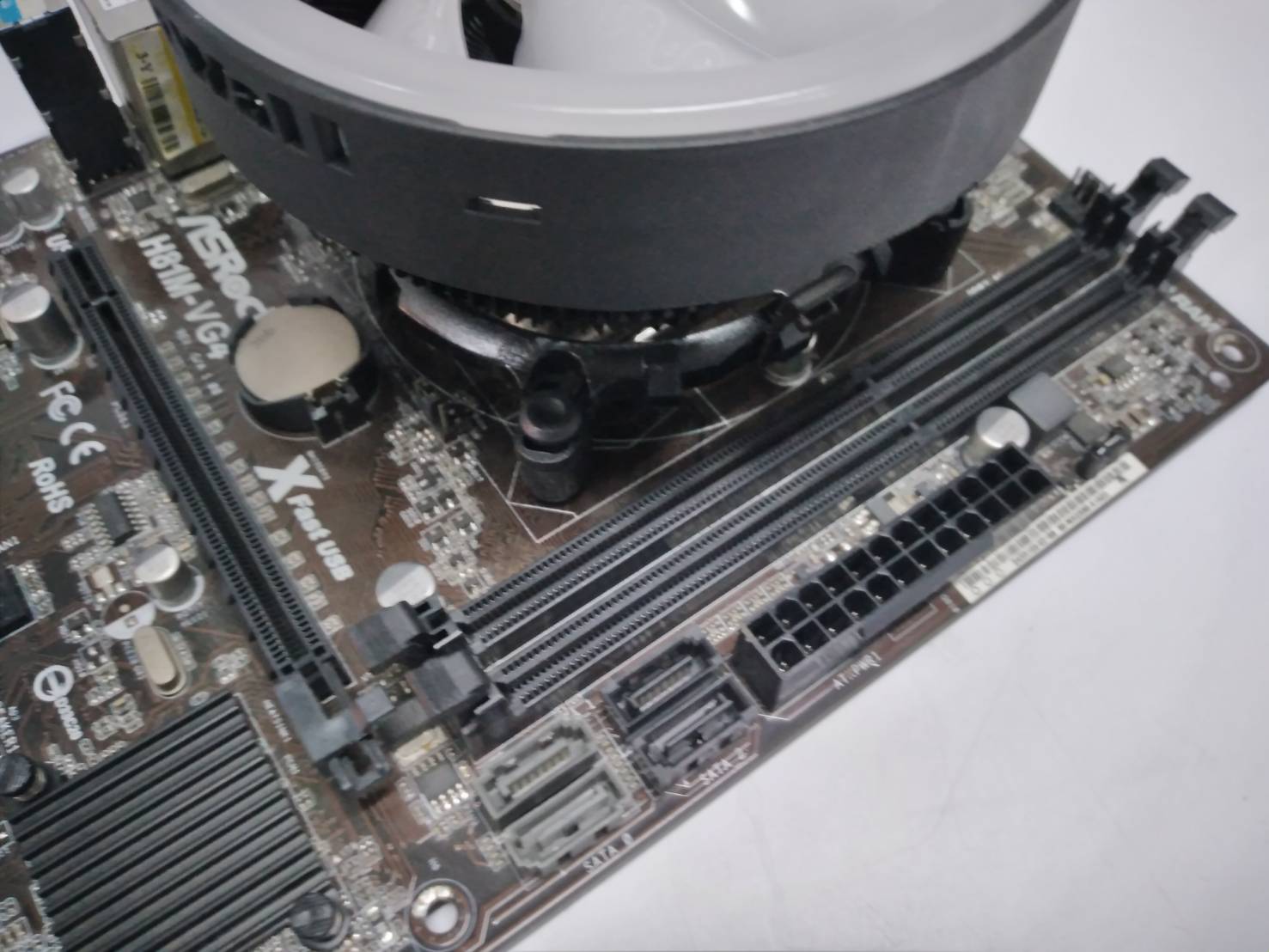 Board H81M-VG4 พร้อม CPU i5-4590 ฮิตซิ้ง RBG