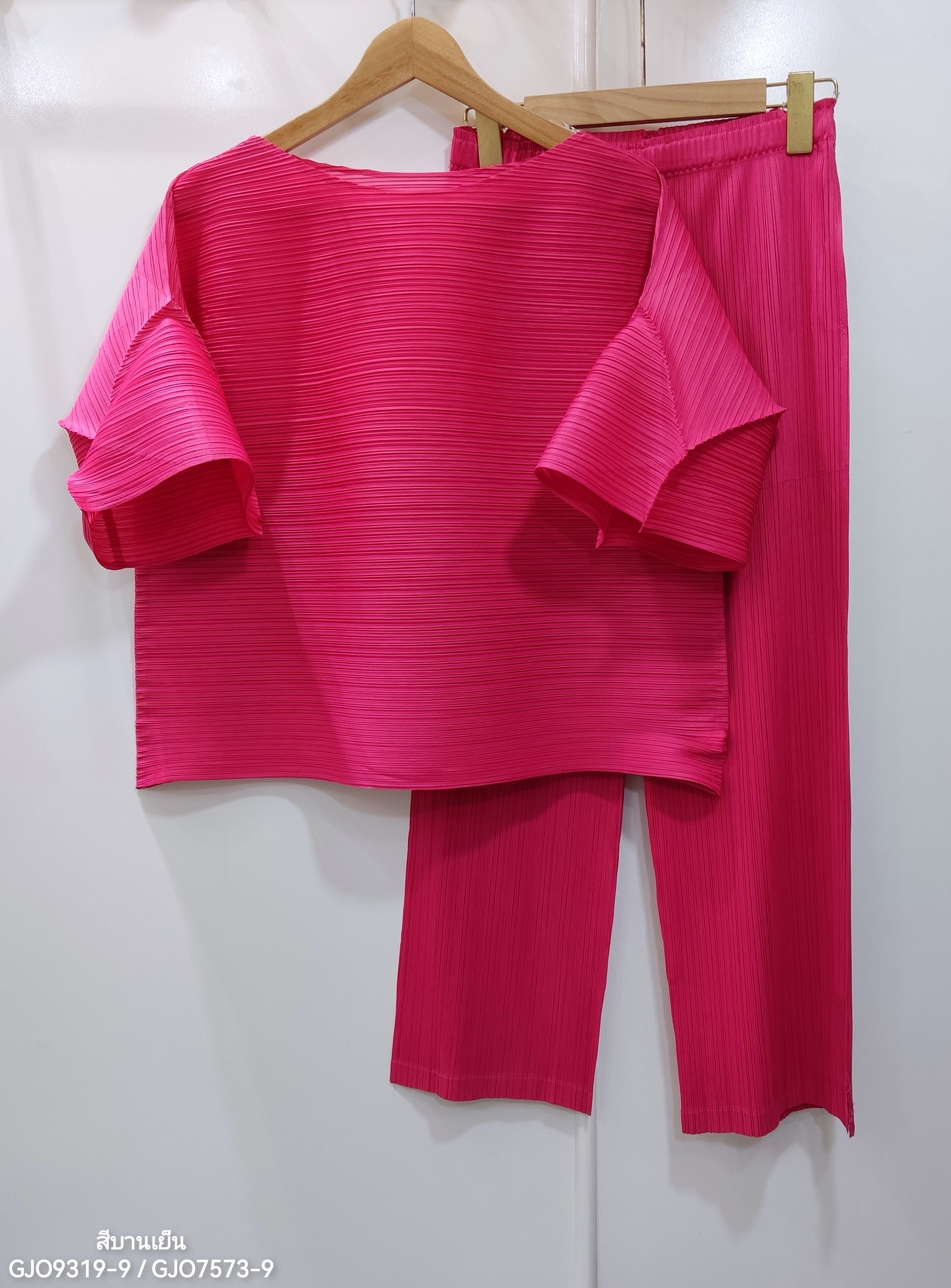 สีใหม่! 2MUAY รุ่น GJO9319-9 / GJO7573-9 เซ็ตพลีทคุณภาพ FLARE SLEEVE TOP WITH PANT PLEATED SET 7 สี FREE SIZE