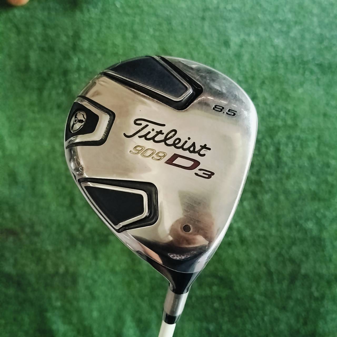 DRIVER TITLEIST 909D3 องศา 8.5 ก้าน FUJIKURA ROMBAX FLEX S หัวใหญ่ ตีง่าย ตีไกล ลูกพุ่งสวยจัดๆ ราคารุ่นนี้ลงเยอะ ของดีราคาถูกจริงๆ พลาดไม่ได้!!! ไม้กอล์ฟพรีเมี่ยมมือสอง ของแท้ By NakaraLuxurious