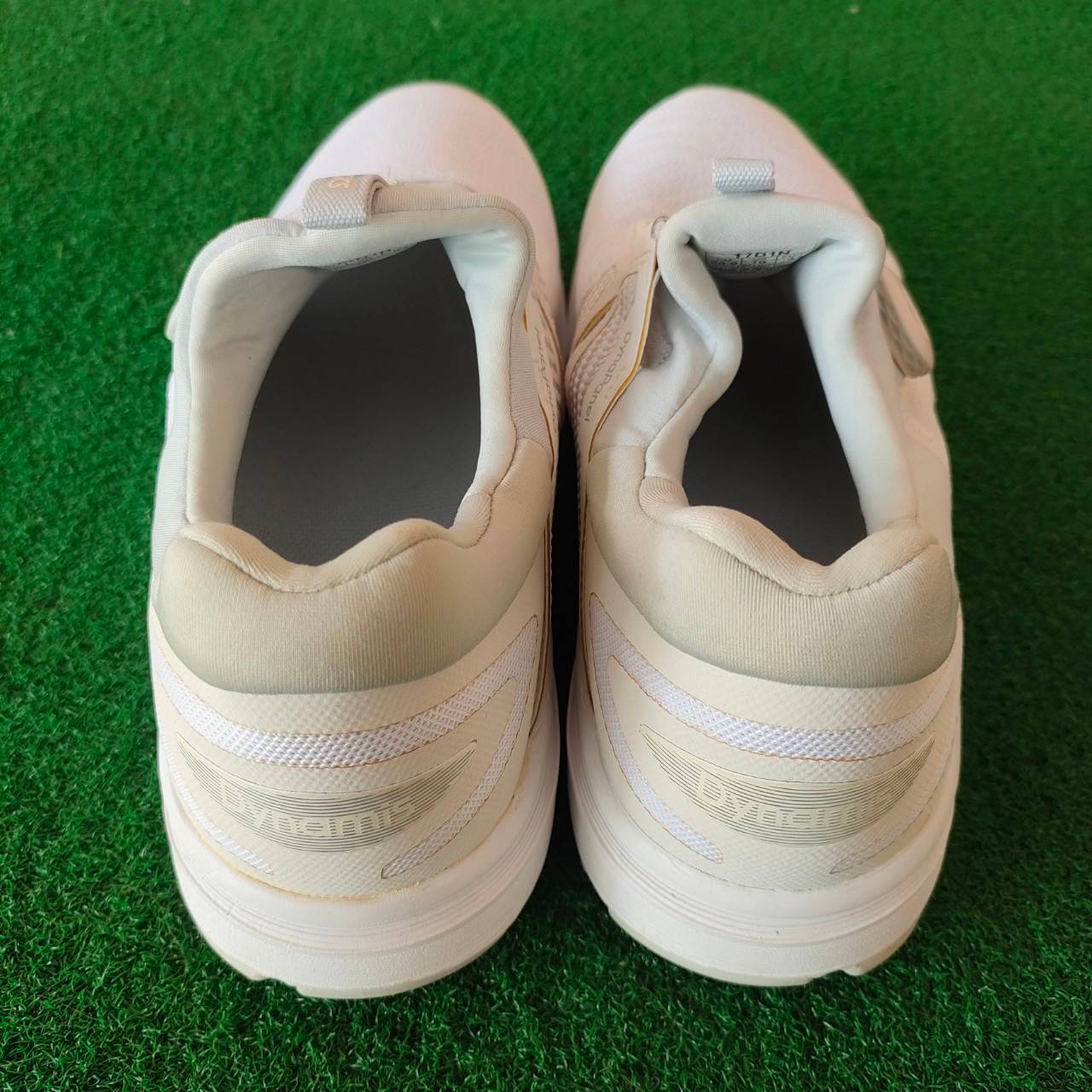 รองเท้ากอล์ฟ ASICS DYNAMIS มือสอง ปุ่มหมุน BOA ใส่เข้าออกได้อย่างสะดวก ขนาดไชส์ US 10 EURO 44 CM 28. UK 9 มาพร้อมกล่องใส่รองเท้า มือสอง ของแท้ BY NakaraLuxurious