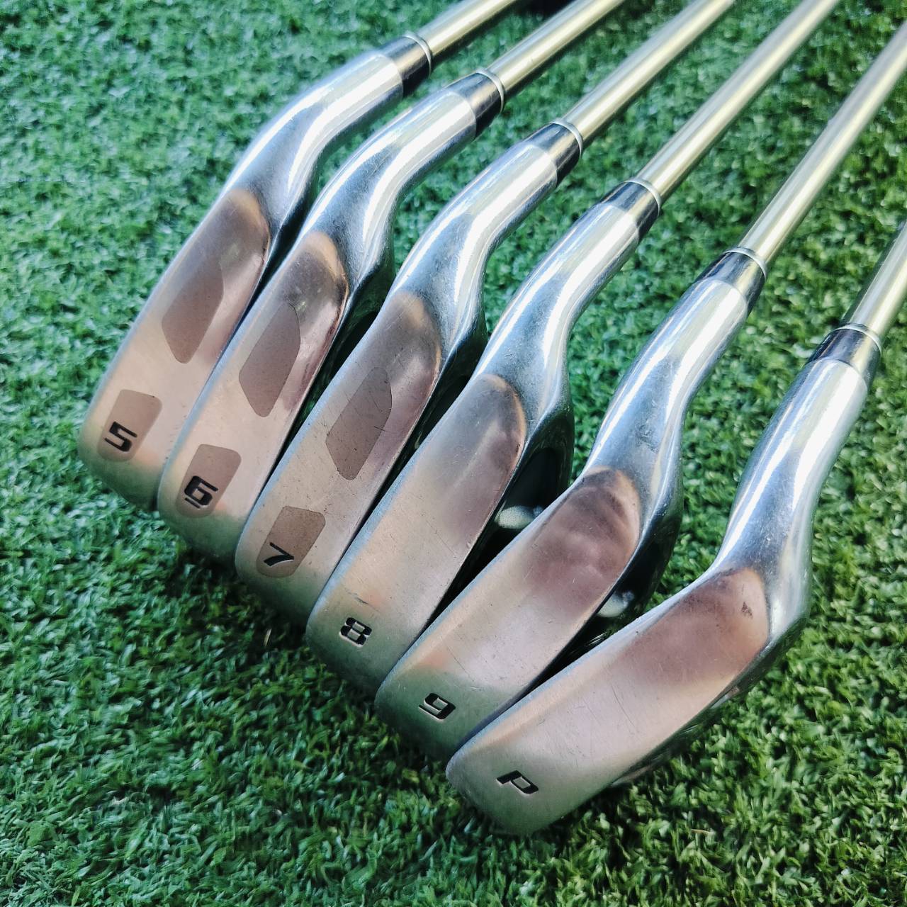 ชุดเหล็กหน้าเด้ง!!! Taylormade XR 03 มีเหล็ก 5-9 PW ก้าน TM PLUS FLEX S เป็นชุดเหล็กรุ่นพรีเมี่ยมญี่ปุ่น ไม้กอล์ฟพรีเมี่ยมมือสอง ของแท้ By NakaraLuxurious
