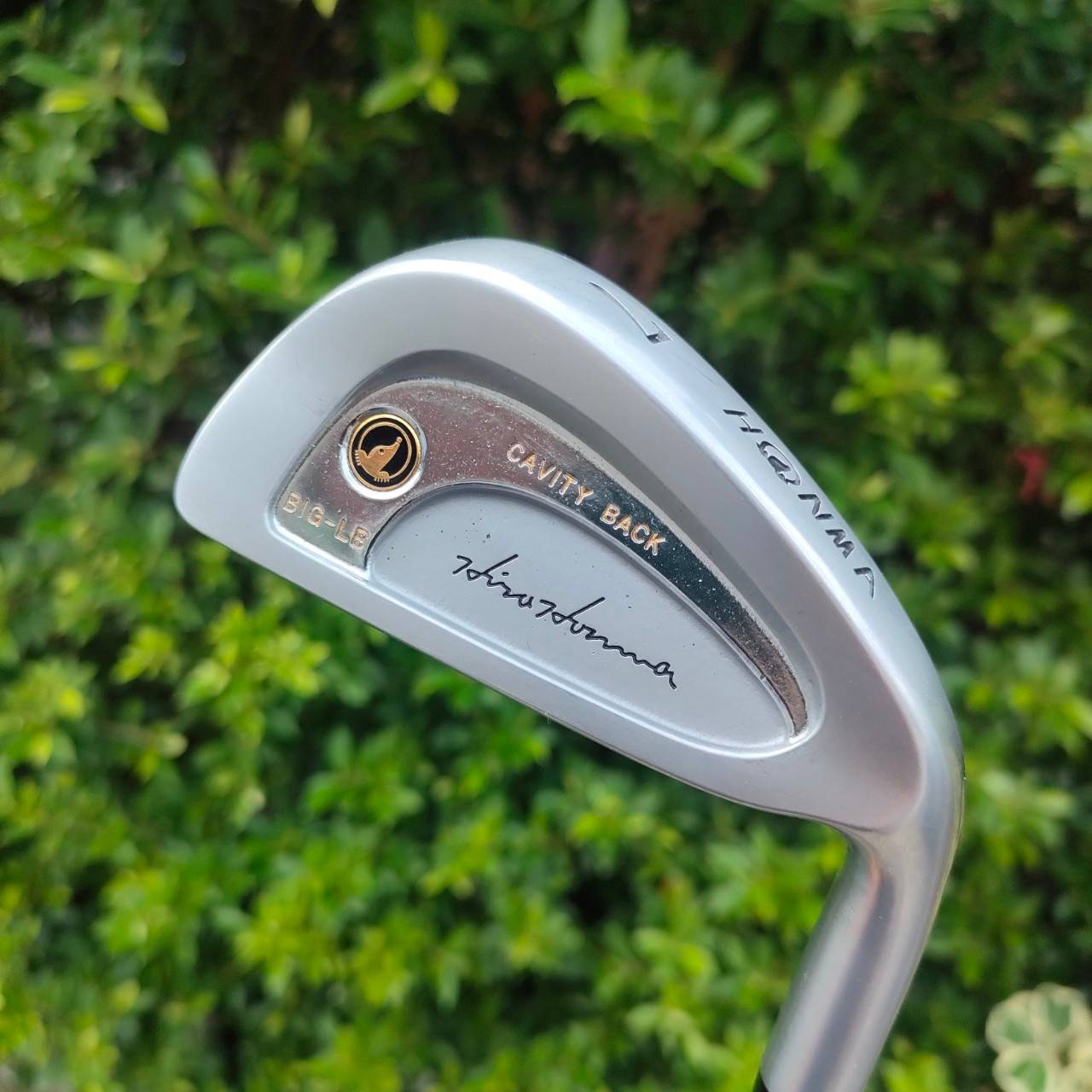 เหล็ก 7 BIG -LB CAVITY BACK ก้าน NEW TITANIUM CARBON M40 FLEX R-1 สุดยอดเหล็กพรีเมี่ยมจาก HIRO HONMA PREMIUM JAPAN SAKATA ตีง่ายตีไกลมาก!! ไม้กอล์ฟมือสอง ของแท้ BY NakaraLuxurious