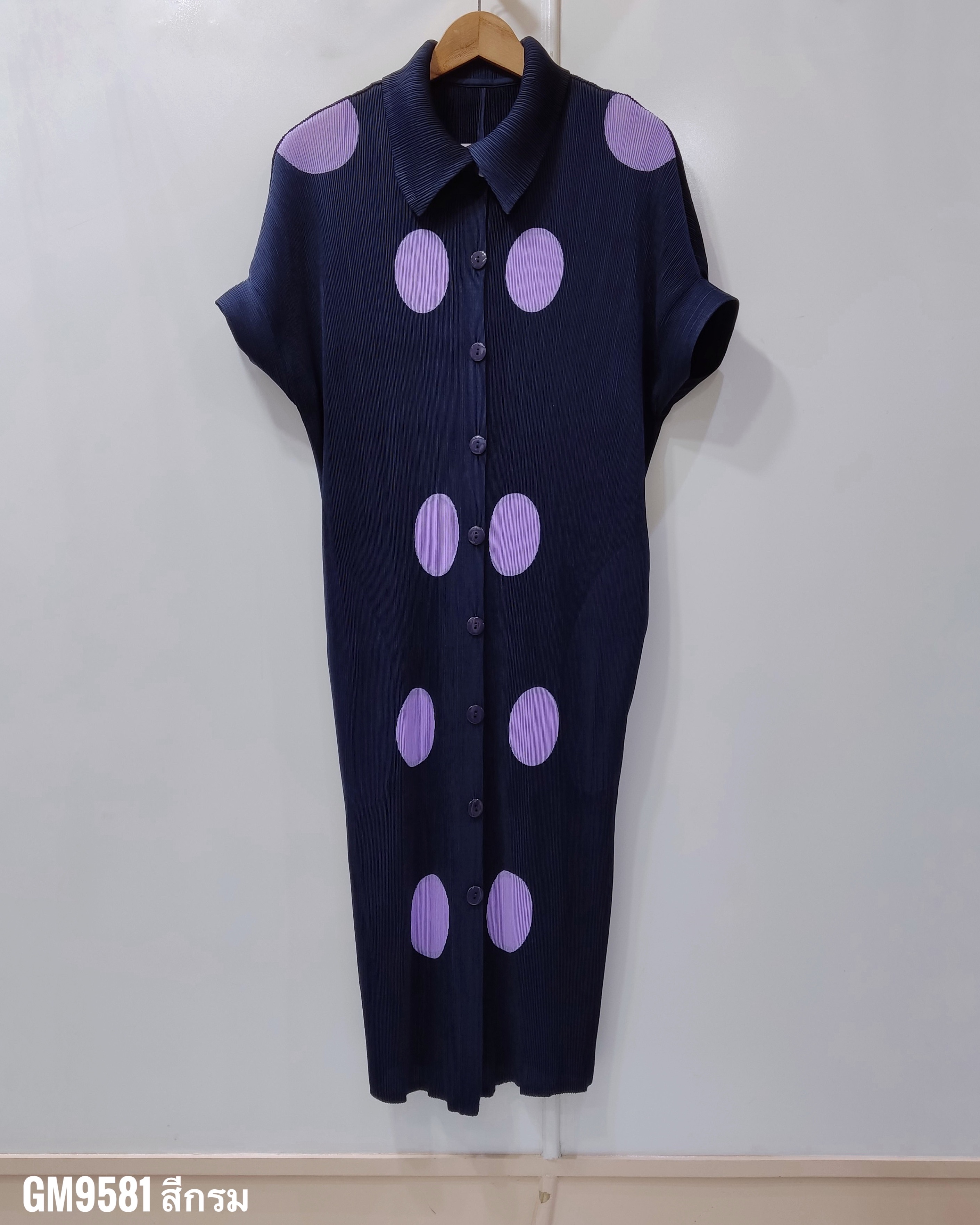2MUAY รุ่น GM9581 เดรสอัดพลีท POLKA DOT BUTTON FRONT PLEATED DRESS 7 สี FREE SIZE