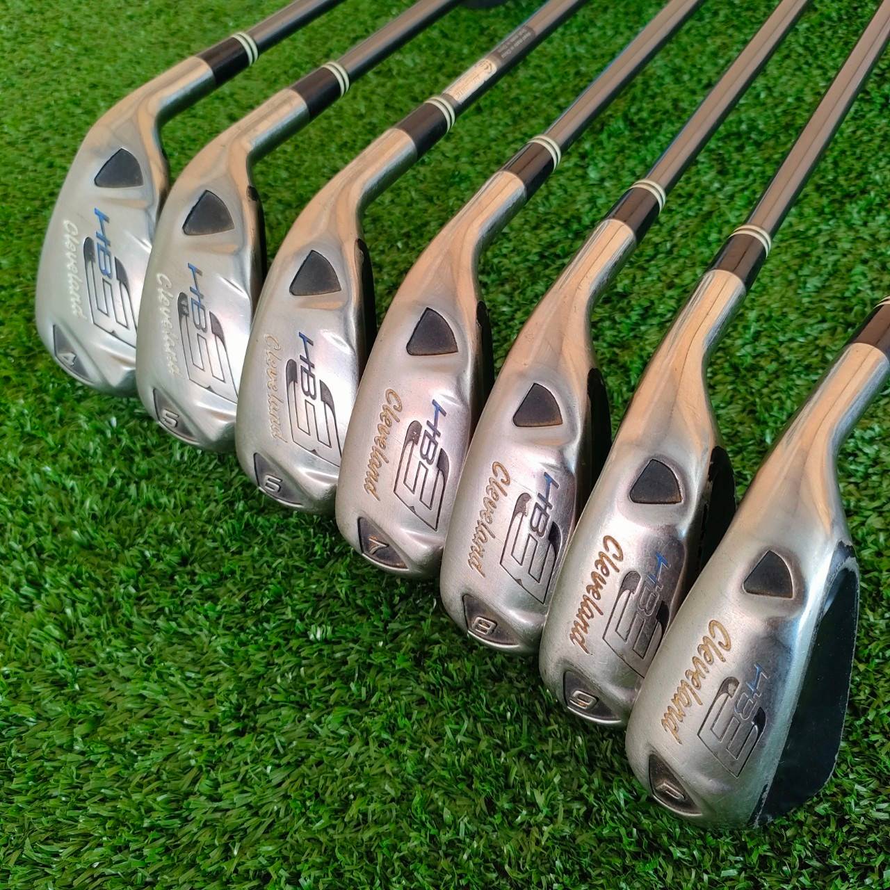 ชุดเหล็ก CLEVELAND HB3 มีเหล็ก 4-9 เเละ PW ก้าน ACTION ULTRALIFE FLEX R สุดยอดเหล็ก HYBRID ทั้งชุด