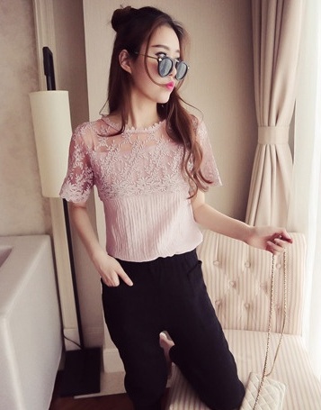 เสื้อแฟชั่น ตัดต่อลูกไม้ซีทรูช่วงบน ผ้าซีฟองเนื้อดี สีขาว ตามแบบ