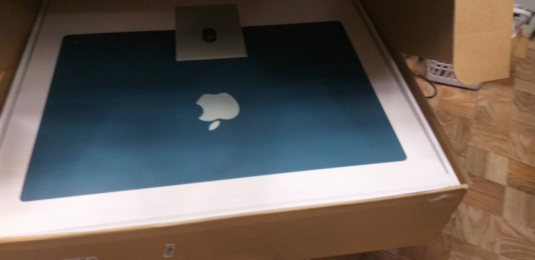 APPLE iMac with Retina 4.5K 2021