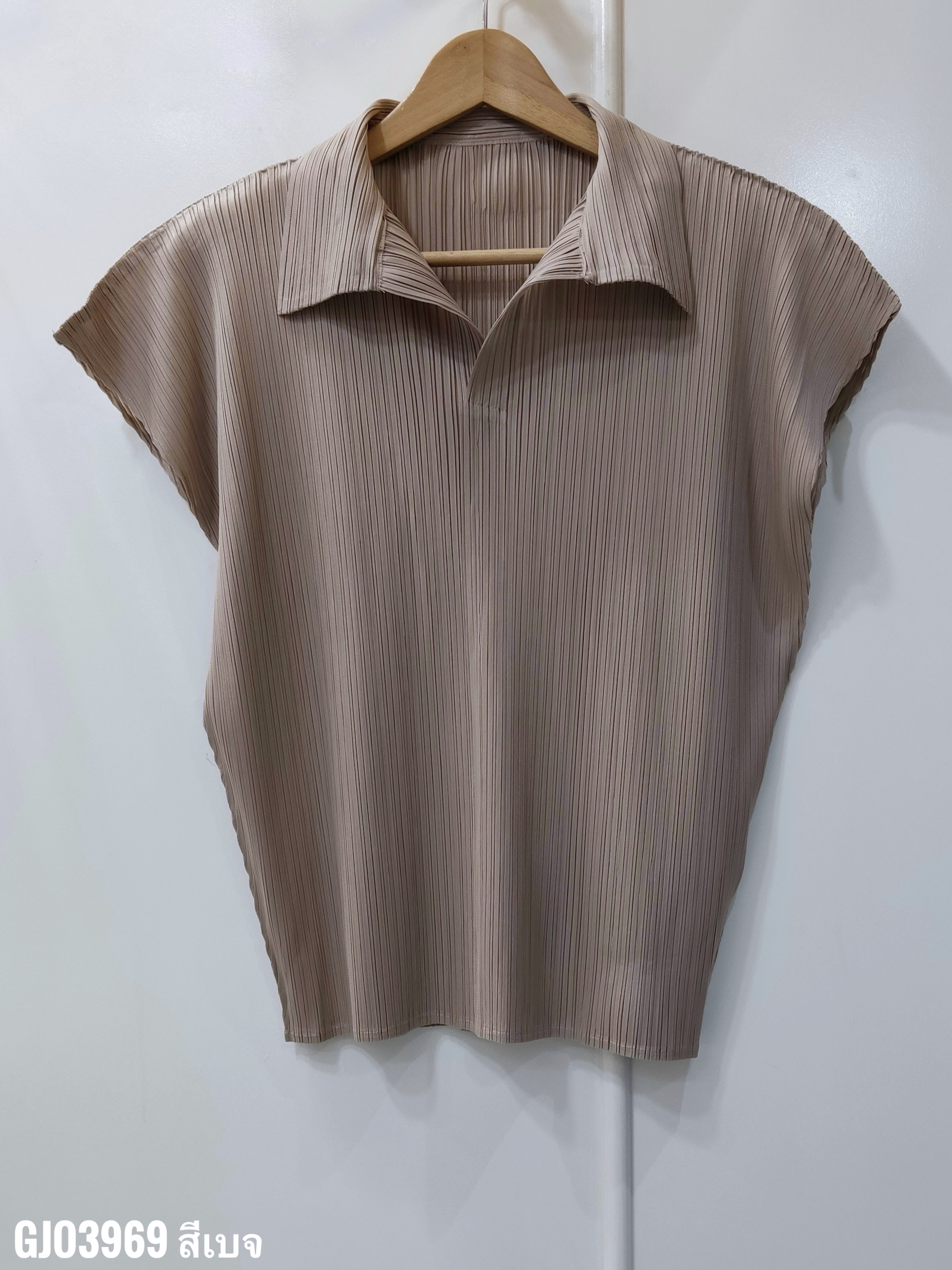 2MUAY รุ่น GJO3969 เสื้ออัดพลีทคุณภาพ BAT SLEEVE COLLAR PLEATED TOP 8 สี FREE SIZE