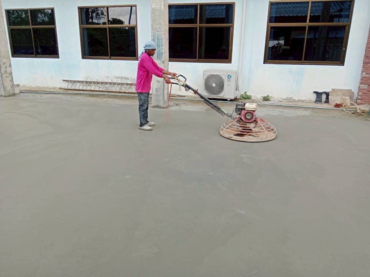 งานก่อสร้างอาคารกิจกรรมหน้าเสาธงศูนย์พัฒนาเด็กเล็ก