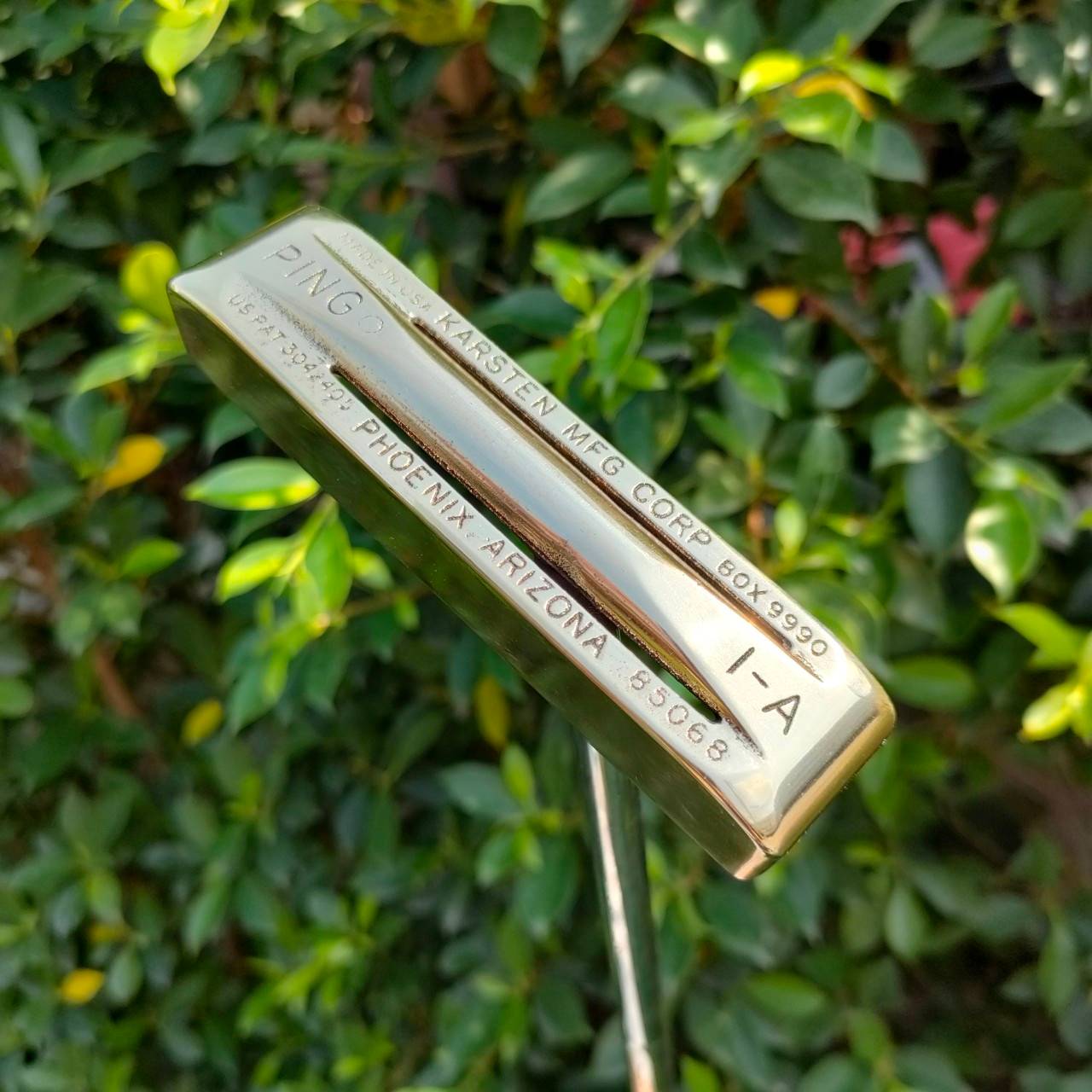 PUTTER PING I-A Ping 1-A Putter Phoenix, Arizona 85068 ความยาว 34 นิ้ว สุดยอดพัตเตอร์ในตำนาน พัตต์แล้วมีเสียง ปิ๊งงงง ราคาตอนนี้วิ่งไป 2 หมื่นแล้วครับ ด่วนนะครับ!!!