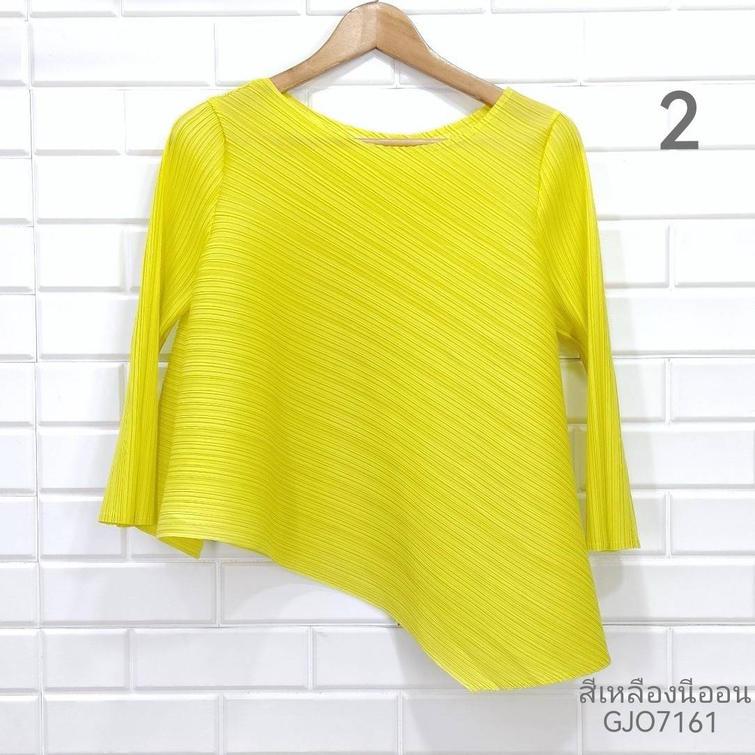 อก 38 นิ้ว 2MUAY รุ่น GJO7161 เสื้อพลีทงานคุณภาพ เสื้อผู้หญิง 13สี FREE SIZE HALF SLEEVE ASYMMETRIC PLEATED TOP