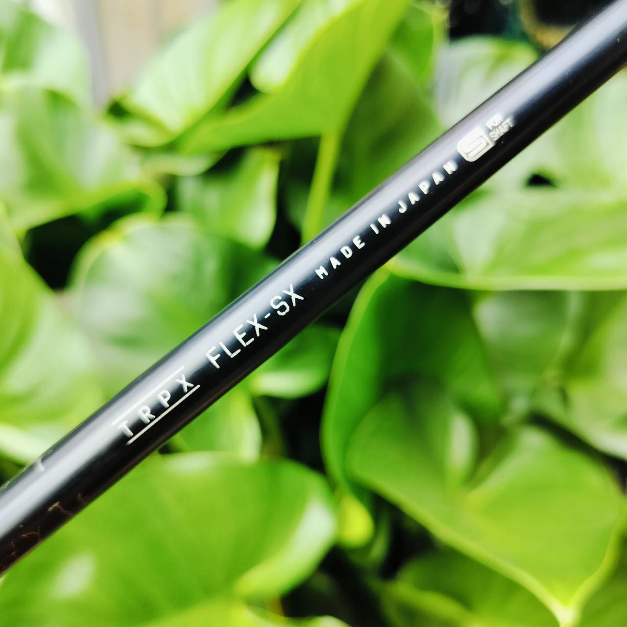 ก้าน Trpx Xanadu มือสอง ก้านสุดมันส์คุณภาพสูงมาก FLEX SX เป็นก้านใส่หัวไม้ความยาวเฉพาะก้าน 43.5 นิ้ว มีสลีฟติดมาด้วยแล้ว เมื่อใส่หัวไม้ จะยาวทั้งหมด 44.5 หรือ 45 ใส่ FW ได้ค่ะ