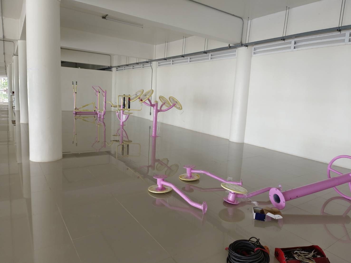 ทางเดินทรงตัว แบบคาน เดินไต่ เครื่องออกกำลังกายกลางแจ้ง ลานกีฬา อเนกประสงค์ สนามกีฬา ผลิตในไทย สั่งทำตามสีที่ต้องการได้