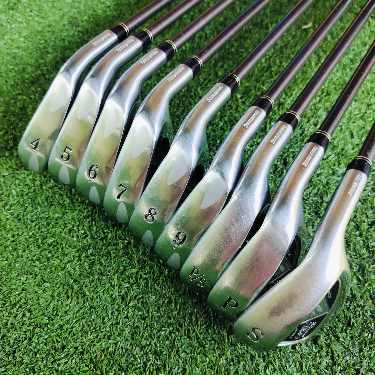 ชุดพรีเมี่ยมที่สุดของ BRIDGESTONE PHYZ FORGED JAPAN PREMIUM ชุดนี้เป็นซีรี่พิเศษ รุ่นท๊อปที่สุด แพงมาก!!! ของใหม่ราคา 5 หมื่นกว่าบาท ไม้กอล์ฟพรีเมี่ยมญี่ปุ่นมือสอง ของแท้ By NakaraLuxurious