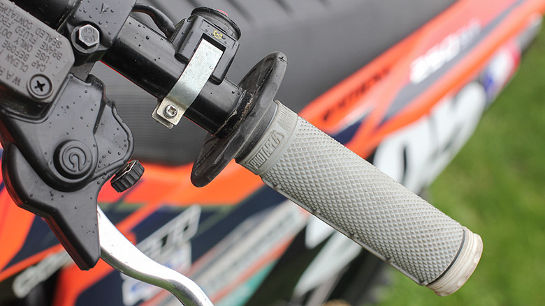 ปลอกแฮนด์ ProTaper Tri-Density MX Half Waffle ดำ/เทา/น้ำเงิน