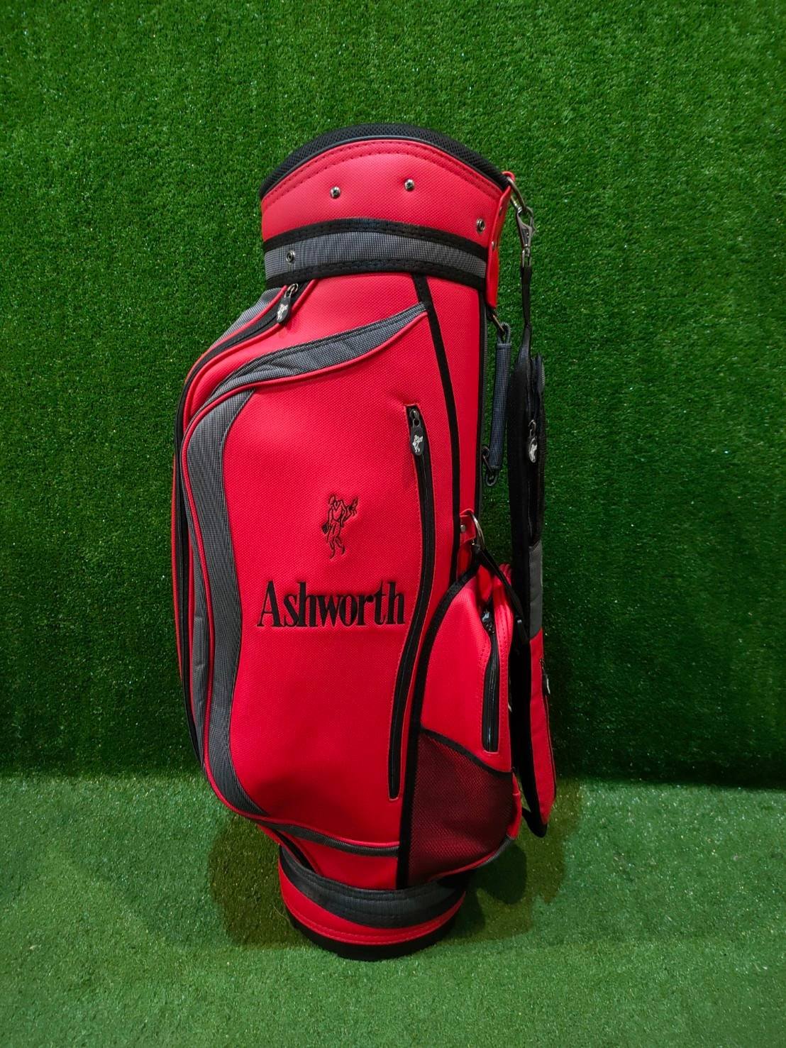 ถุงกอล์ฟ ASHWORTH สภาพสวยนางฟ้า