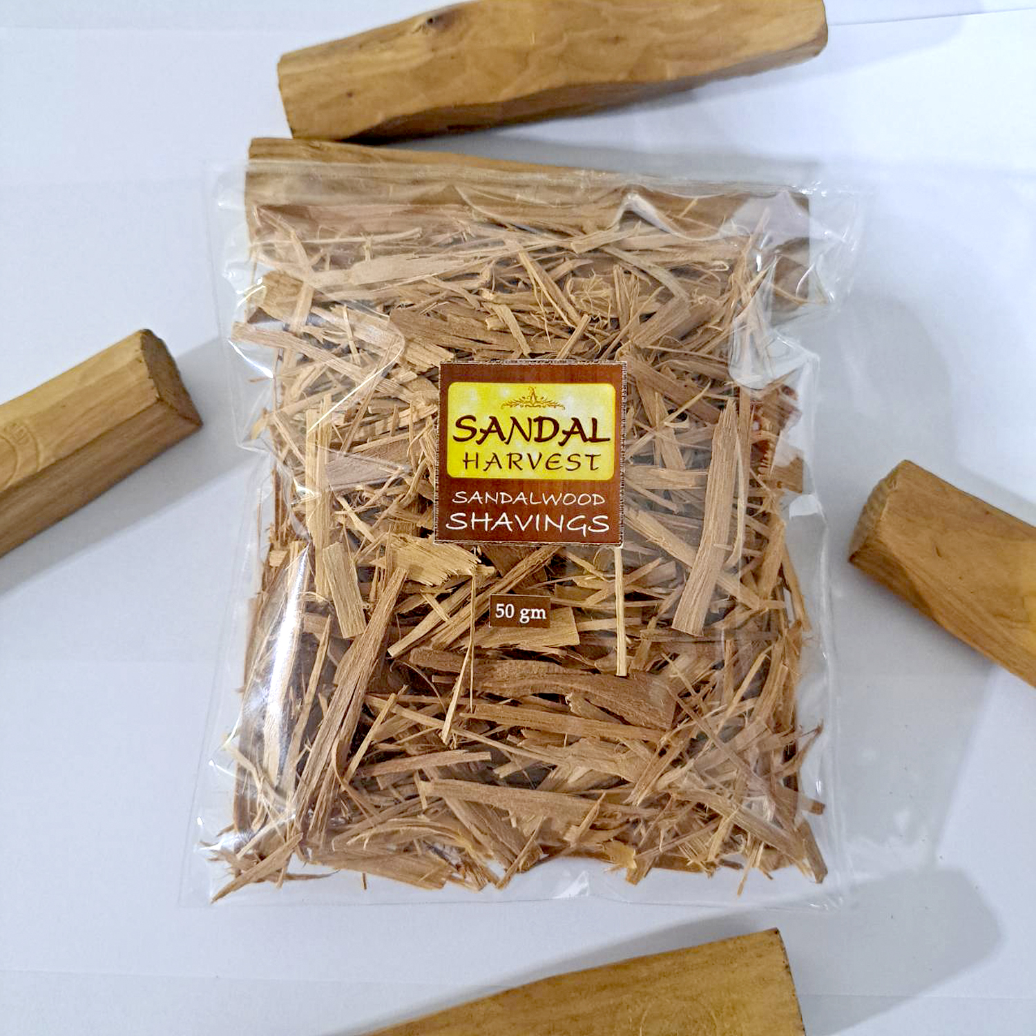 ไม้หอมแก่นจันทร์ แบบฉีก/แบบเส้น เกรดพรีเมี่ยม หอมอโรม่า แท้ 100% ขนาด 50g ไม่มีน้ำหอม ไม่ไส่สี ไร้สารเคมี ไม้จันทร์หอม ไม้จันทน์ ไม้จันทน์หอม ไม้แก่นจันทน์