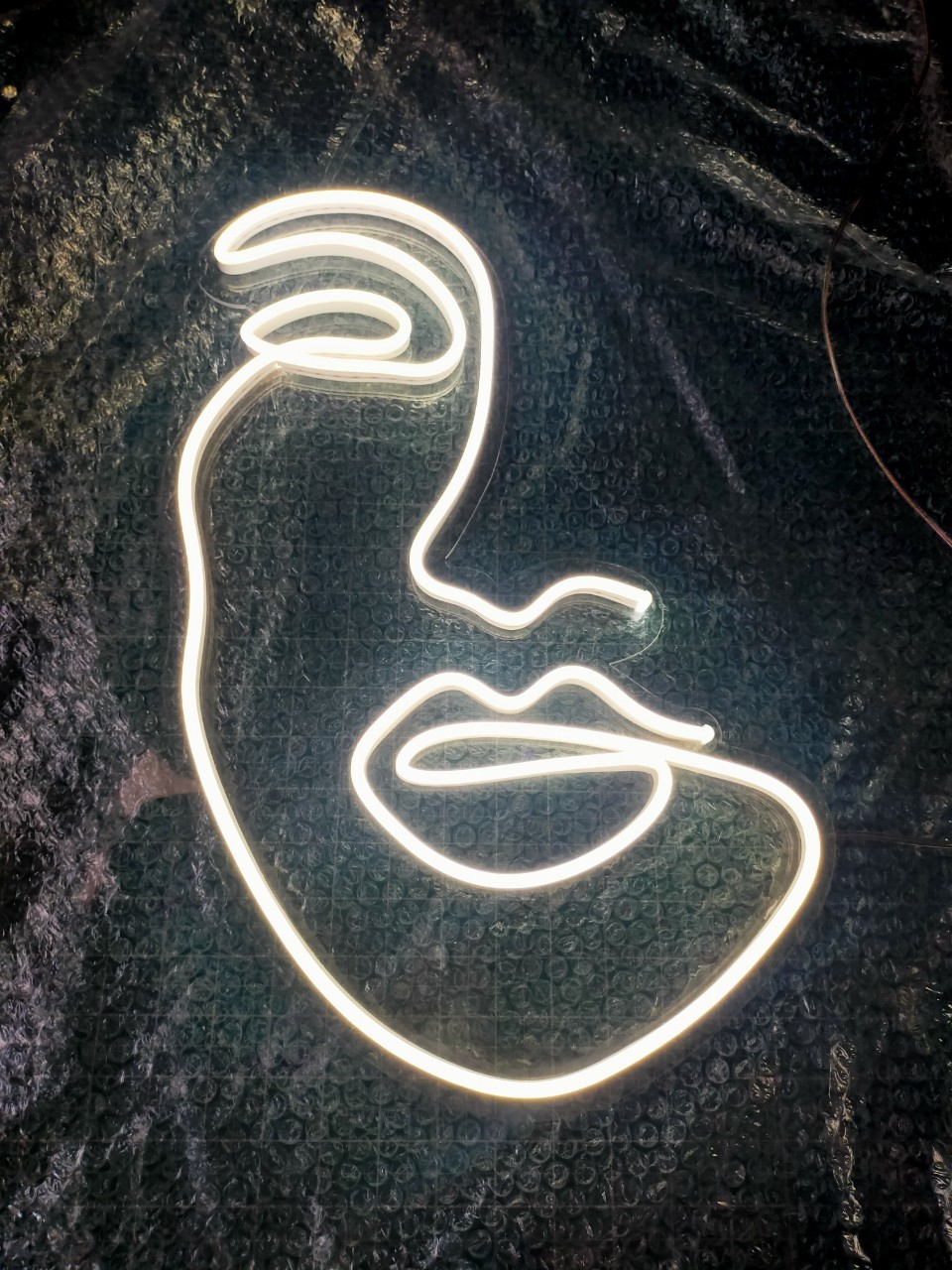 "งานไฟเฟค