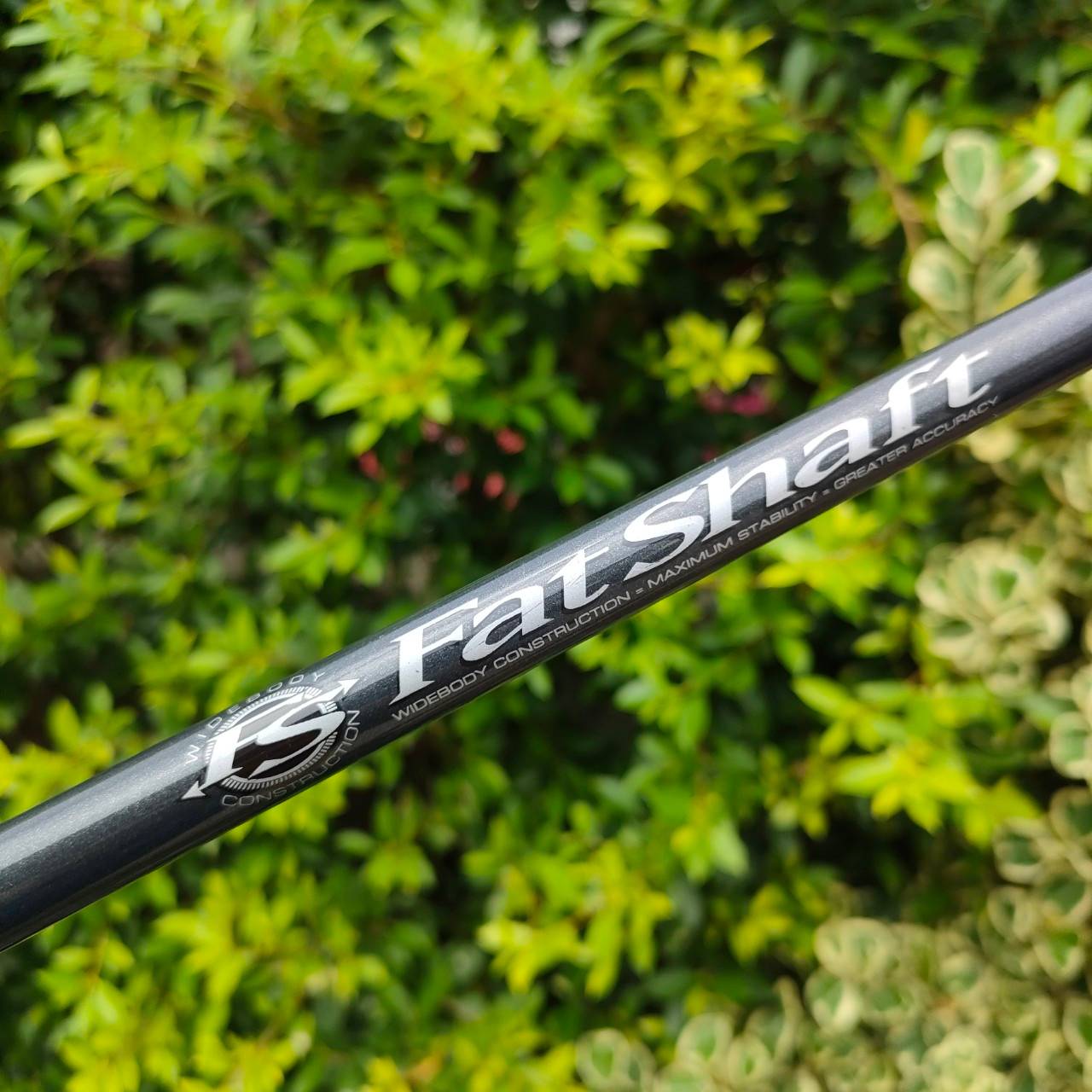 FW3 WILSON FATSHAFT องศา 14 ก้าน FATSHAFT FLEX R หัวไทเทเนี่ยม คุณภาพดีมาก ตีง่าย และเป็นรุ่นก้านอ้วน ลดกานสั่งสะเทือน ได้ดีมากๆทำให้ตีแม่นมากกกกก และความคุมทิศทางได้เป็นอย่างดี ระยะมาดีสุดๆ มือใหม่ยิ่งตีง่าย มาพร้อม Cover เดิมๆ ตรงรุ่น ราคาพิเศษสุดข๊อคกั