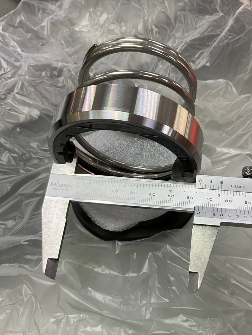 ซีล Z1 65-85 (วัสดุ: SIC-CA-VITON)