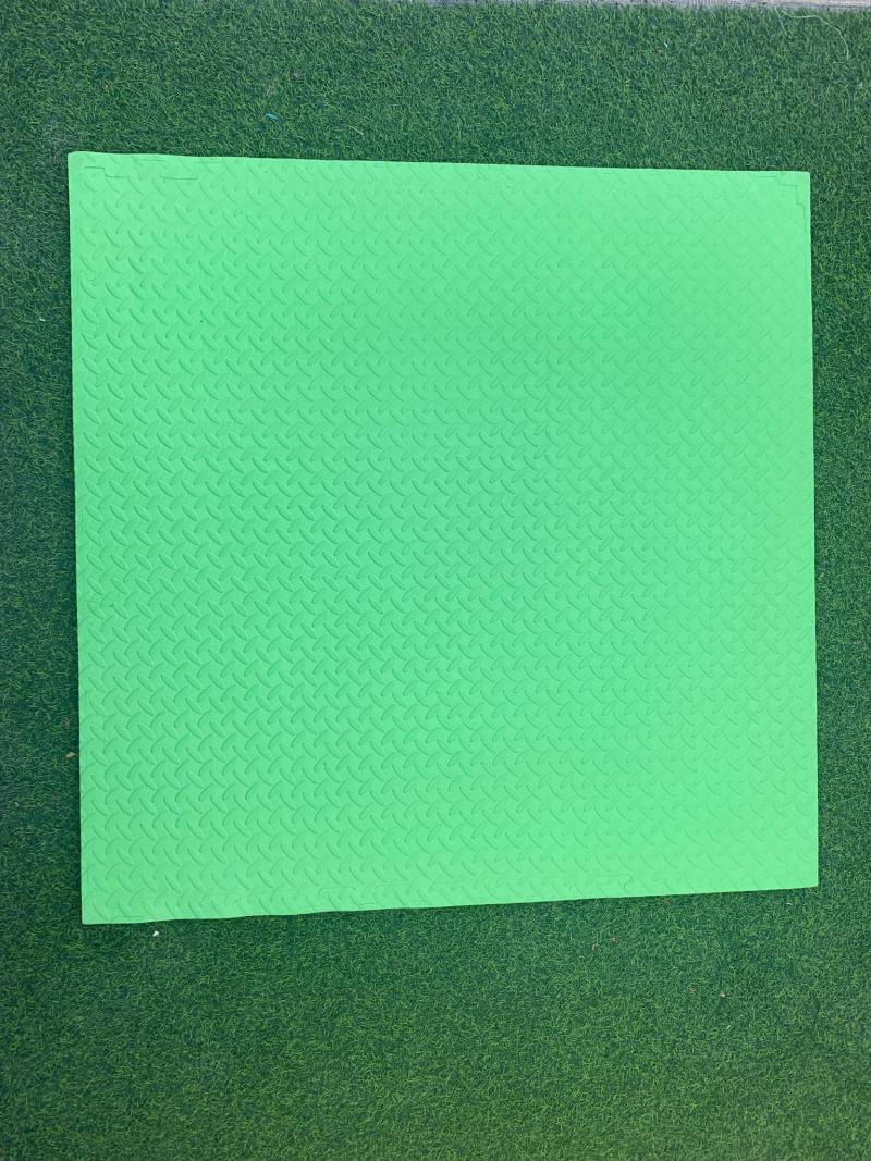 แผ่นโฟมปูพื้นกันกระแทก จิ๊กซอ EVA (งานนำเข้า) 20 มล 100x100 หนา2 ซม. ,แผ่นกันกระแทก,แผ่นโฟมปูพื้น, โฟมปูพื้น,จิ๊กซอว์ปูพื้น, แผ่นรองคลาน สำหรับเครื่องเล่นสนามในร่ม ห้องเด็กเล่น พร้อมส่ง ราคาโรงงาน