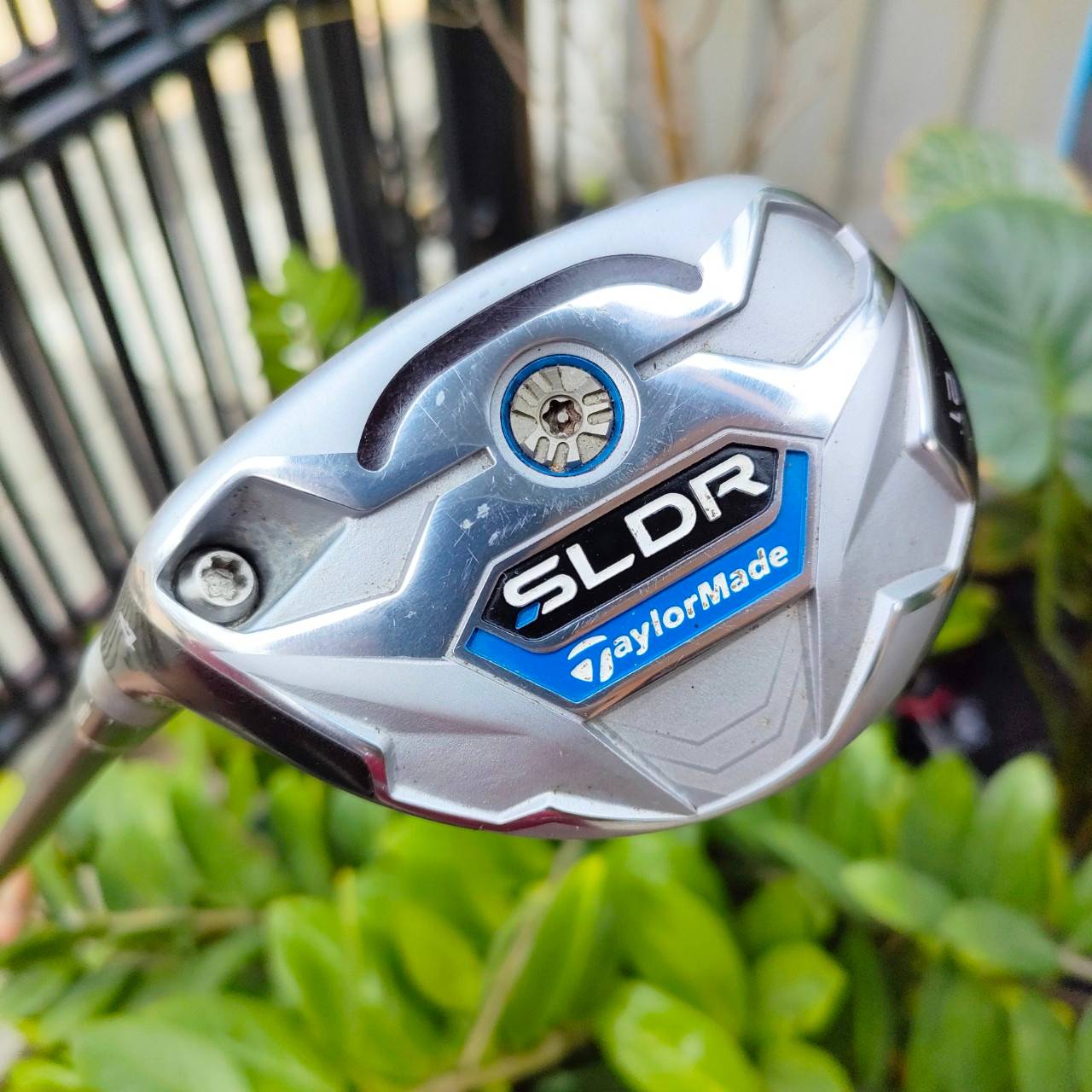 ** ไม้กอล์ฟสำหรับท่านที่ถนัดซ้าย ** HYBRID 4 TAYLORMADE SLDR องศา 21 ก้านน FUJIKURA TAYLORMADE FLEX X ใส่เต็มได้เลย สำหรับท่านที่มีสปีดแรง ไม้กอล์ฟมือสอง ของแท้ BY NakaraLuxurious
