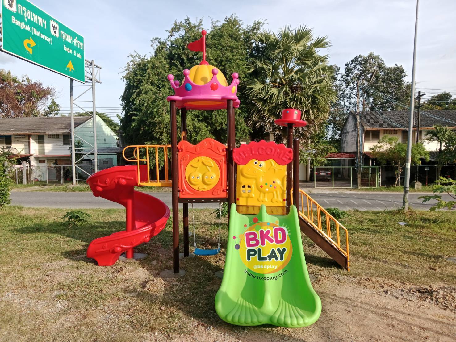 เครื่องเล่นสนามกลางแจ้ง ในร่ม, ชุดมงกฎสีหวาน ,สไลเดอร์, กระดานลื่น, ของเล่น,ครุภัณฑ์สนามเด็กเล่น, สพฐ,โครงการโรงเรียนประชารัฐ playground,สไลเดอร์,ของเล่นเสริมพัฒนาการ,เครื่องเล่นสนาม, สนามเด็กเล่น