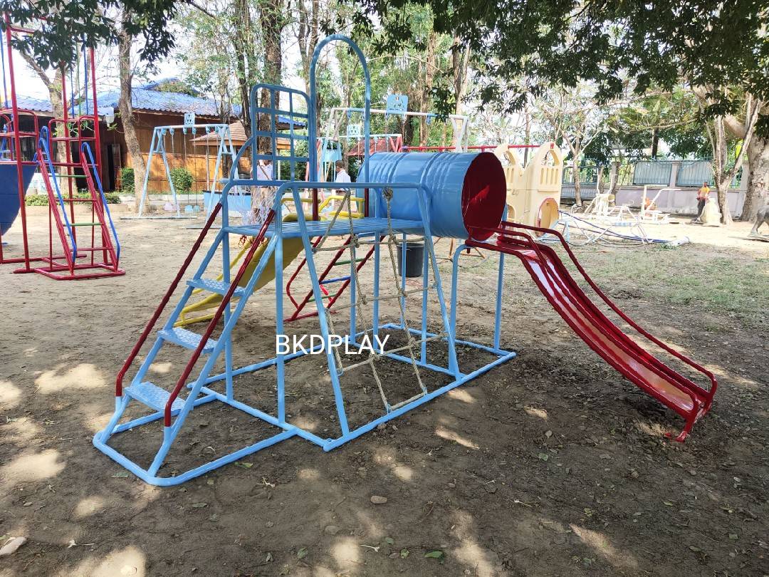 เครื่องเล่นสนามชุดรวมD ประกอบด้วยสไลเดอร์ปีนป่ายแป้นบาสและถังลอด, เครื่องเล่นสนามกลางแจ้ง , เครื่องเล่นสนามเหล็ก, ของเล่น, OutdoorPlayground,สนามเด็กเล่น,เครื่องเล่นงบสพฐ.ประชารัฐ ราคาโรงงาน