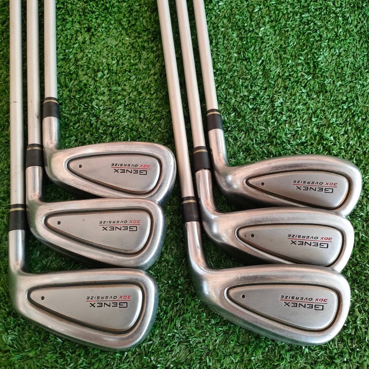 ** ไม้กอล์ฟสำหรับผู้หญิง ** ชุดเหล็ก GENEX 3DX OVERSIZE มีเหล็ก 6-9 เเละ PW SW ก้าน SPEEDRATED 75 FLEX L เหล็กตีง่าย ได้ระยะครับ