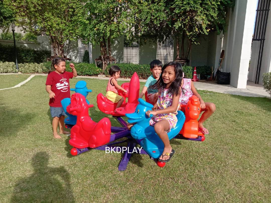 โปรโมชั่นเครื่องเล่นสนาม ม้าหมุน เครื่องเล่นสนามเด็ก ในร่ม กลางแจ้ง พร้อมส่ง