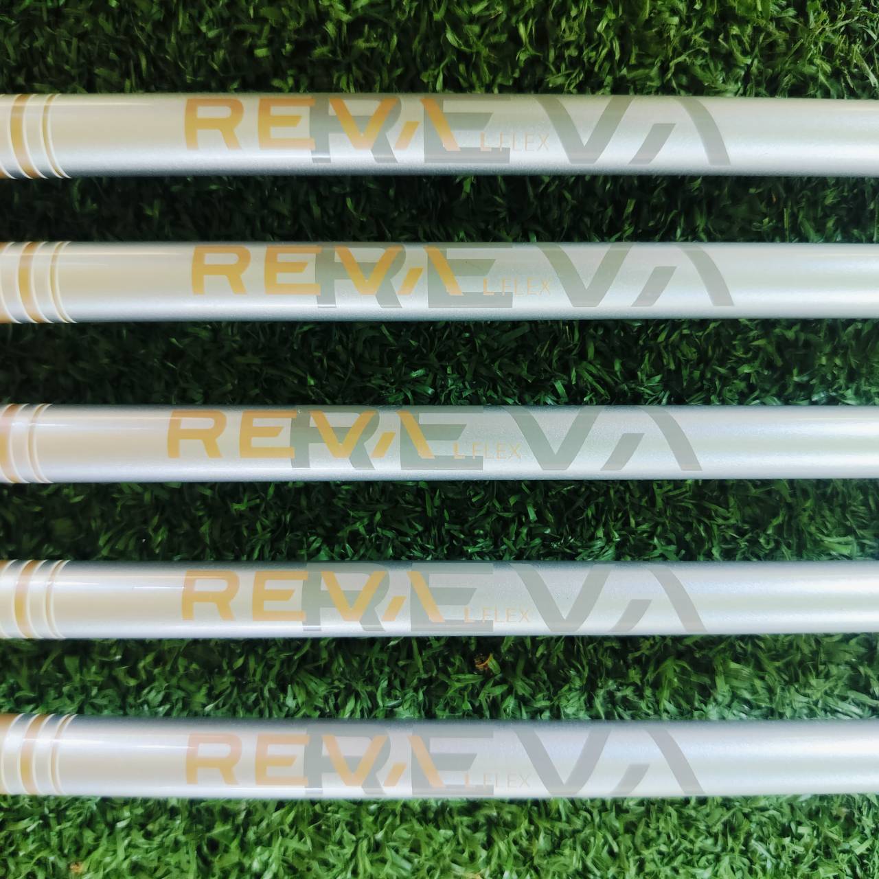 **ไม้กอล์ฟผู้หญิง** ชุดเหล็ก Callaway REVA เป็นสุดยอดไม้ผู้หญิงของ Callaway รุ่นใหม่กว่า Solaire ตีดีกว่ามาก ด้วยโฉมที่พรีเมี่ยมดูจริงจังมากกว่า วัสดุถูกอัพเกรดให้มีประสิทธิภาพมากขึ้น ไม้กอล์ฟพรีเมี่ยมมือสอง ของแท้ By NakaraLuxurious