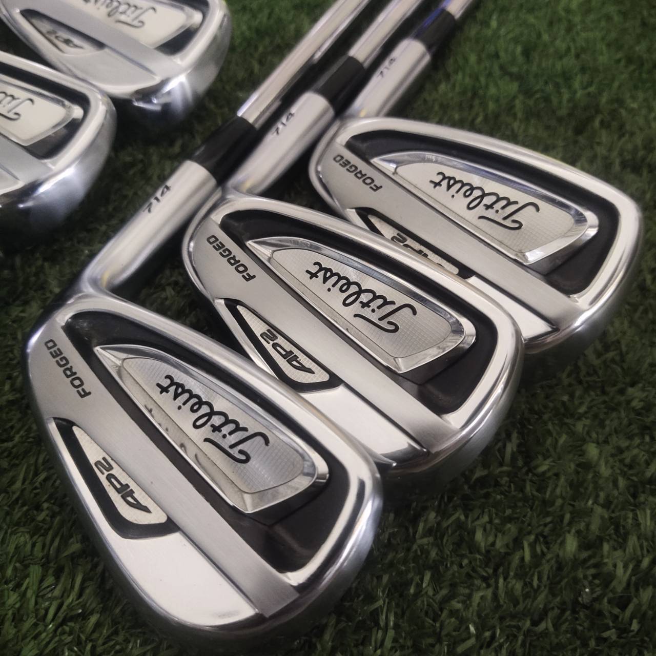 ชุดเหล็ก Titleist AP2 714 FORGED หัวแบบ Cavity Back ผสม Muscle Back สมดุลทั้งการให้อภัยและควบคุม
