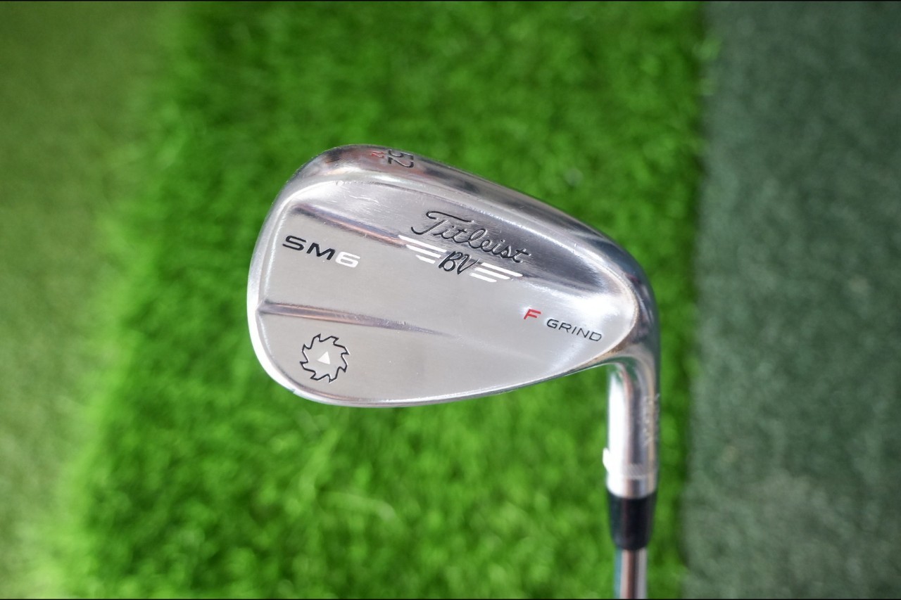 WEDGE 52/12 TITLELIST SM6 BV F GRIND