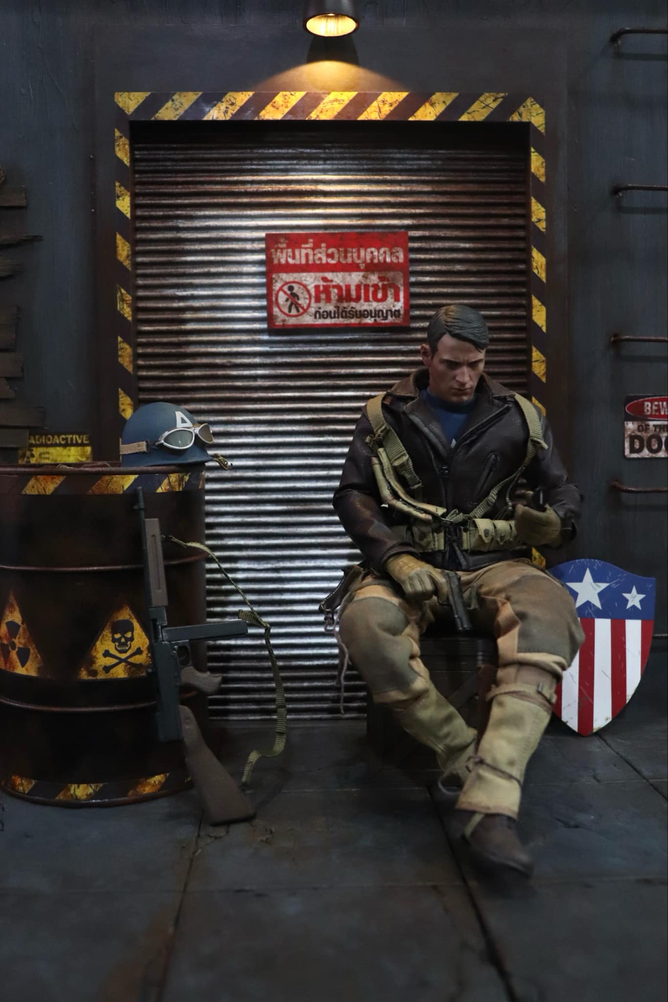 [สั่งจอง] ฉากโกดังร้างหมายเลข 8 สเกล 1:6 (ไม่รวมฟิกเกอร์ในภาพโปรโมท)