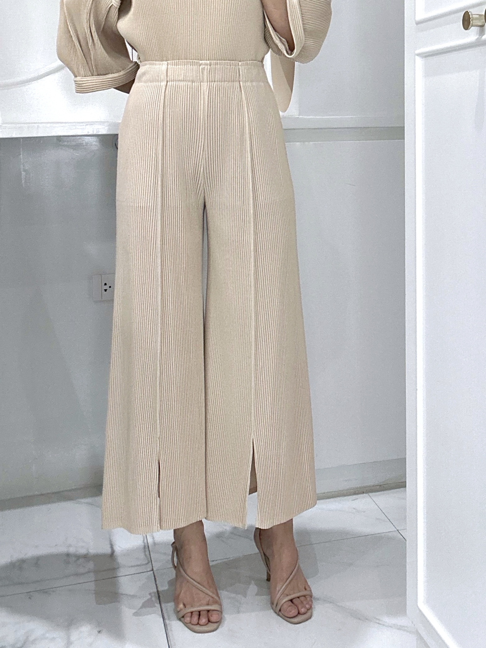 ยาว 37 นิ้ว 2MUAY รุ่น GJO3435 กางเกงพลีทคุณภาพ THICK WIDE LEG SPLIT FRONT PLEATED PANTS 10 สี FREE SIZE
