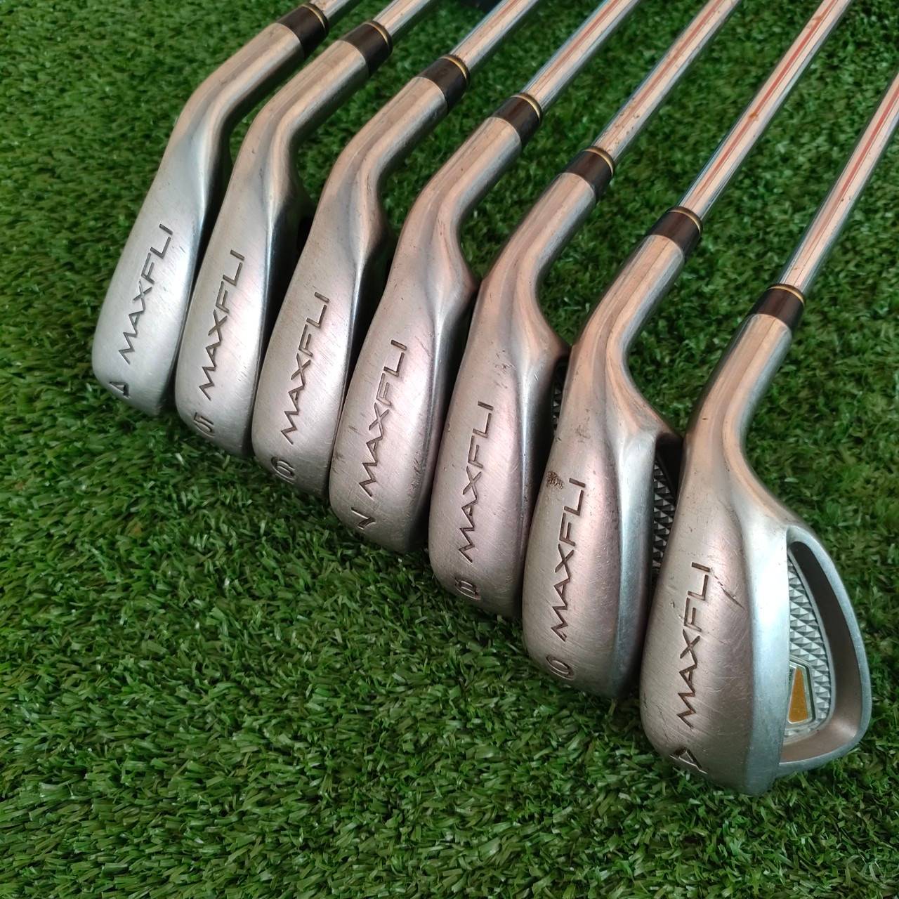 ชุดเหล็ก MAXFLI POWERMAX EXTRA WIDE SOLE มีเหล็ก 4-9 เเละ AW ก้าน POWERMAX FLEX R