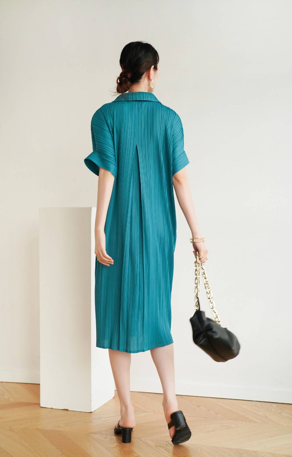 2MUAY รุ่น GJO2087 COLLAR BUTTON FRONT PLEAT DRESS เดรสอัดพลีทงานคุณภาพ 9สี FREE SIZE