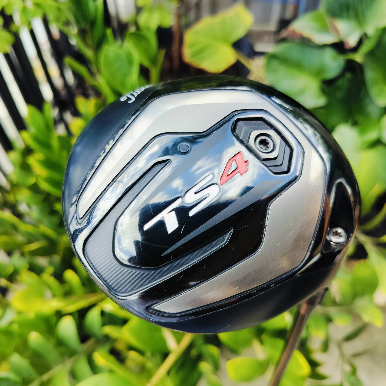 Driver Titleist TS4 หายากสุด!!! ถูกออกแบบให้สร้างความเร็วได้สูงสุด ลูกพุ่ง สปินที่ต่ำมากเป็นพิเศษ เป็นการต่อยอด เทคโนโลยี Titleist Speed Project ไม้กอล์ฟพรีเมี่ยมมือสอง ของแท้ By NakaraLuxurious