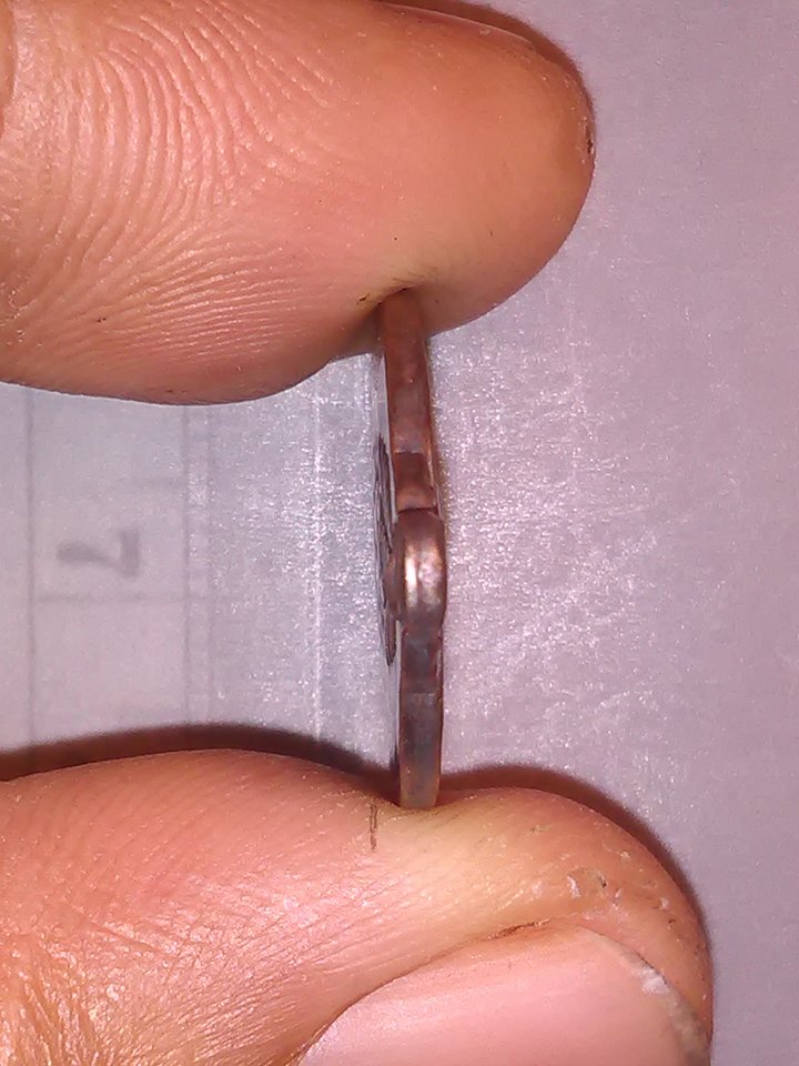 เหรียญ หลวงพ่อ อิ่ม วัด ในวัง หลัง ภปร. 200.-