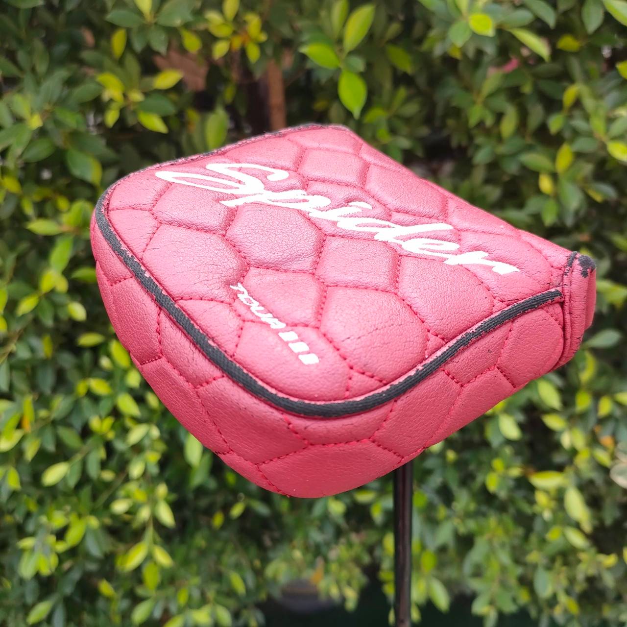 PUTTER TAYLORMADE SPIDER TOUR ความยาว 34 นิ้ว มาพร้อม COVER เดิมตรงรุ่น!! กริฟ SUPER STROKE สภาพดี สวยเดิมมากๆ!! ไม้กอล์ฟมือสอง ของแท้ BY NakaraLuxurious