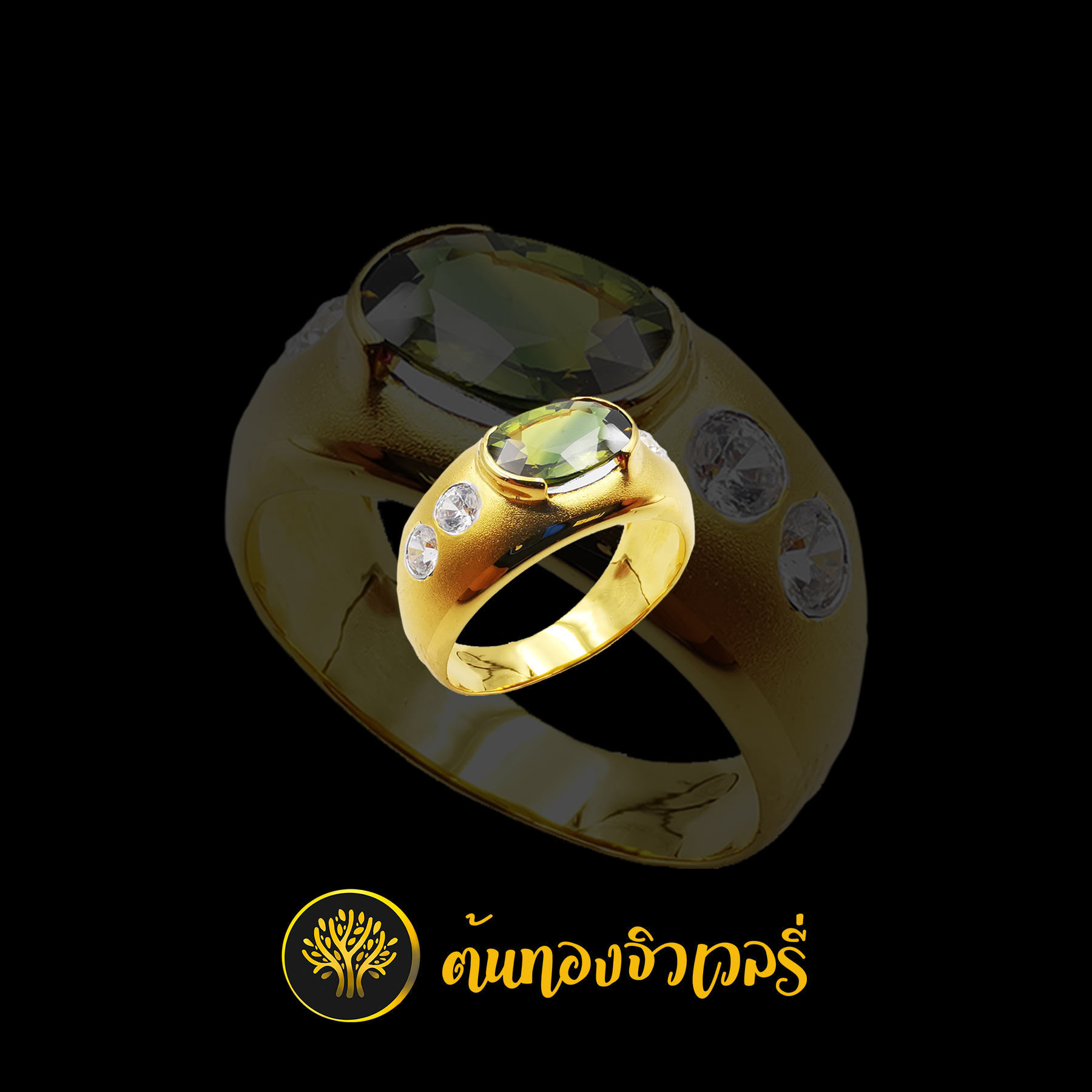 แหวนพลอยเขียวส่อง วงรี ข้างฝังเพชร พลอยเด่น เพชรสวย งานดีมากๆครับ
